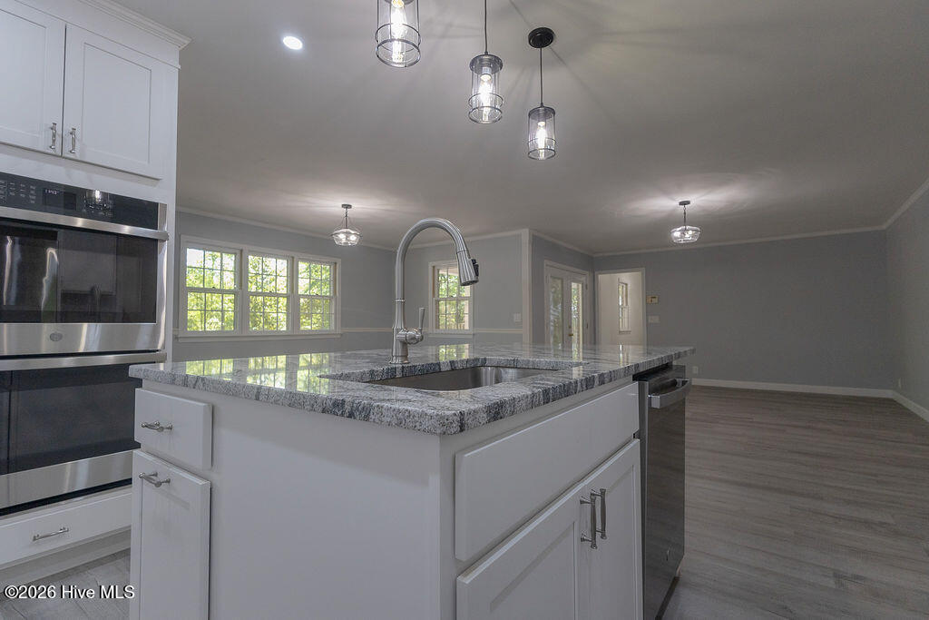 503 Castleton Drive Property Photo 18