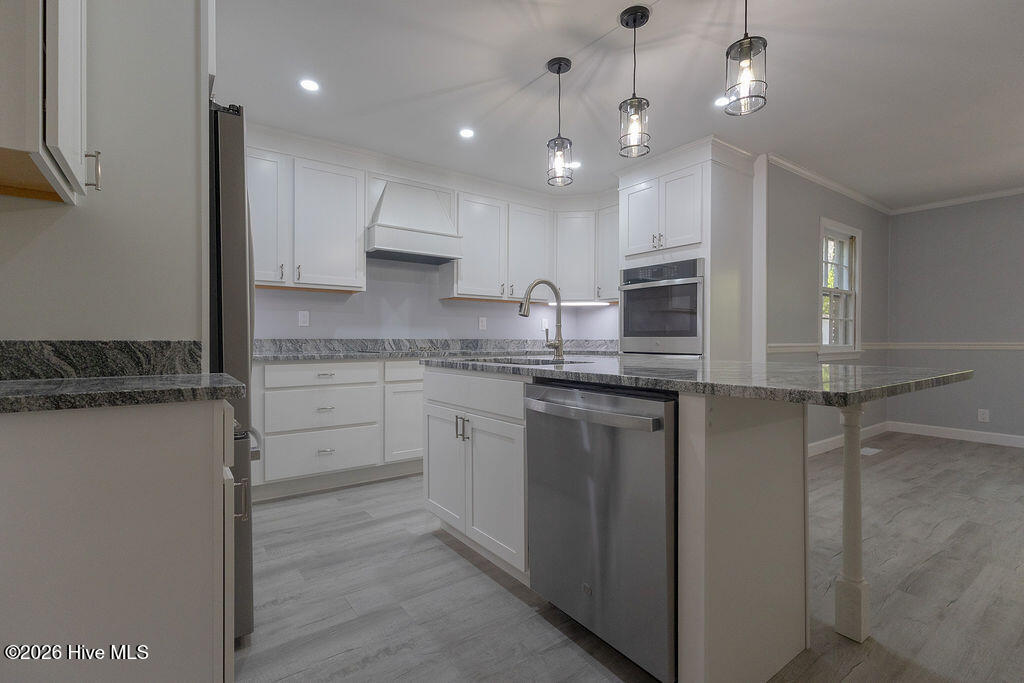 503 Castleton Drive Property Photo 22