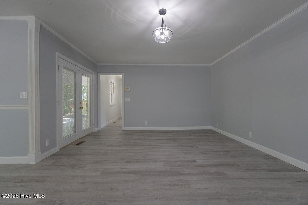 503 Castleton Drive Property Photo 24