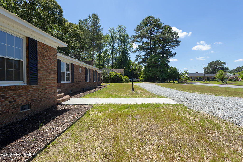 503 Castleton Drive Property Photo 70