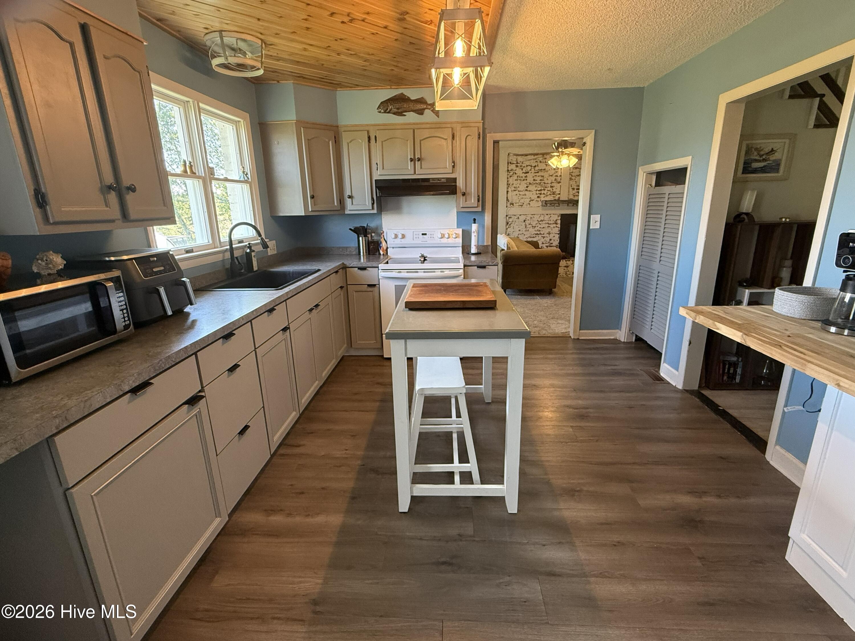 462 Old Cherry Road Property Photo 16