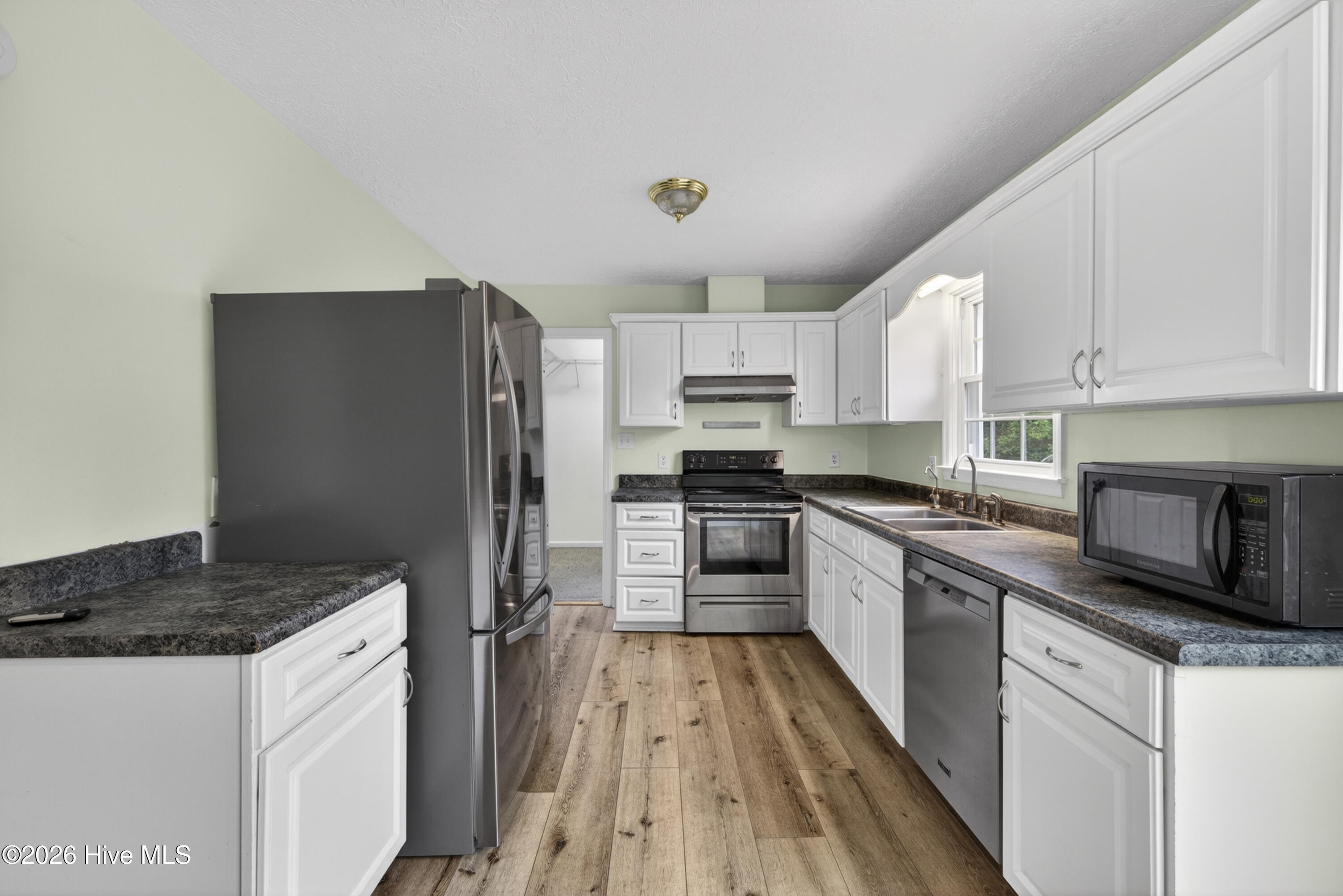 604 Augusta Avenue Property Photo 13