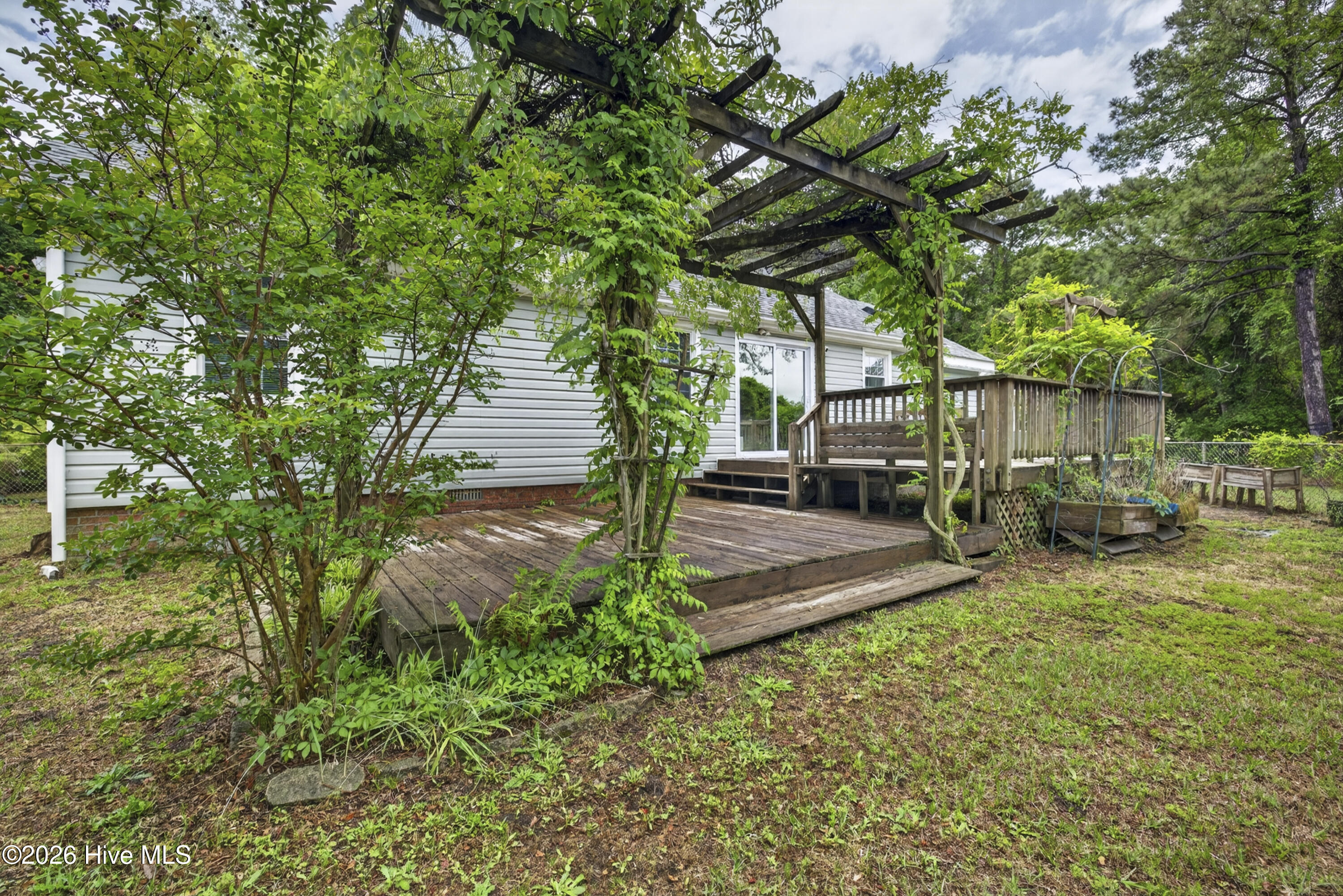 604 Augusta Avenue Property Photo 38