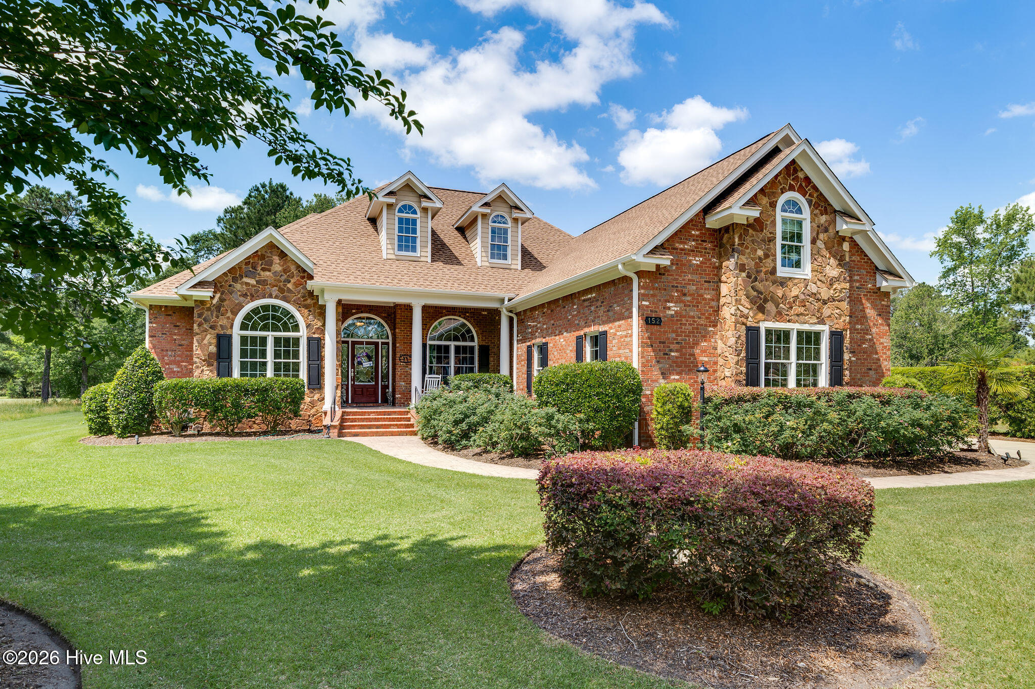 152 E Winding Way Property Photo 45