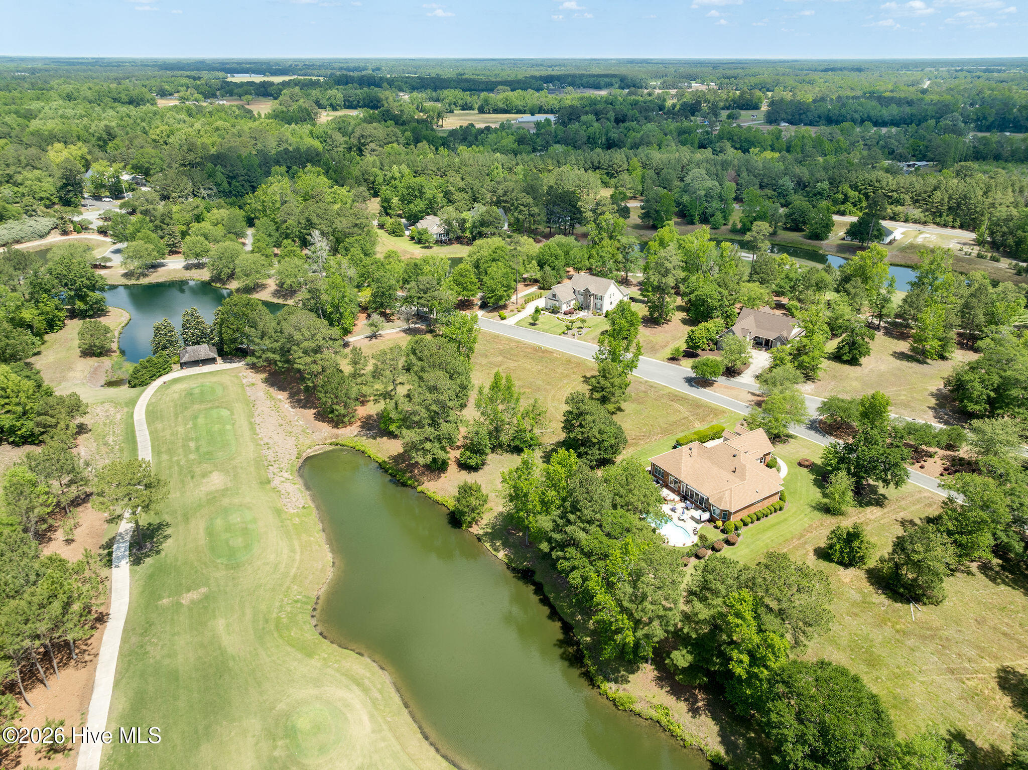 152 E Winding Way Property Photo 48