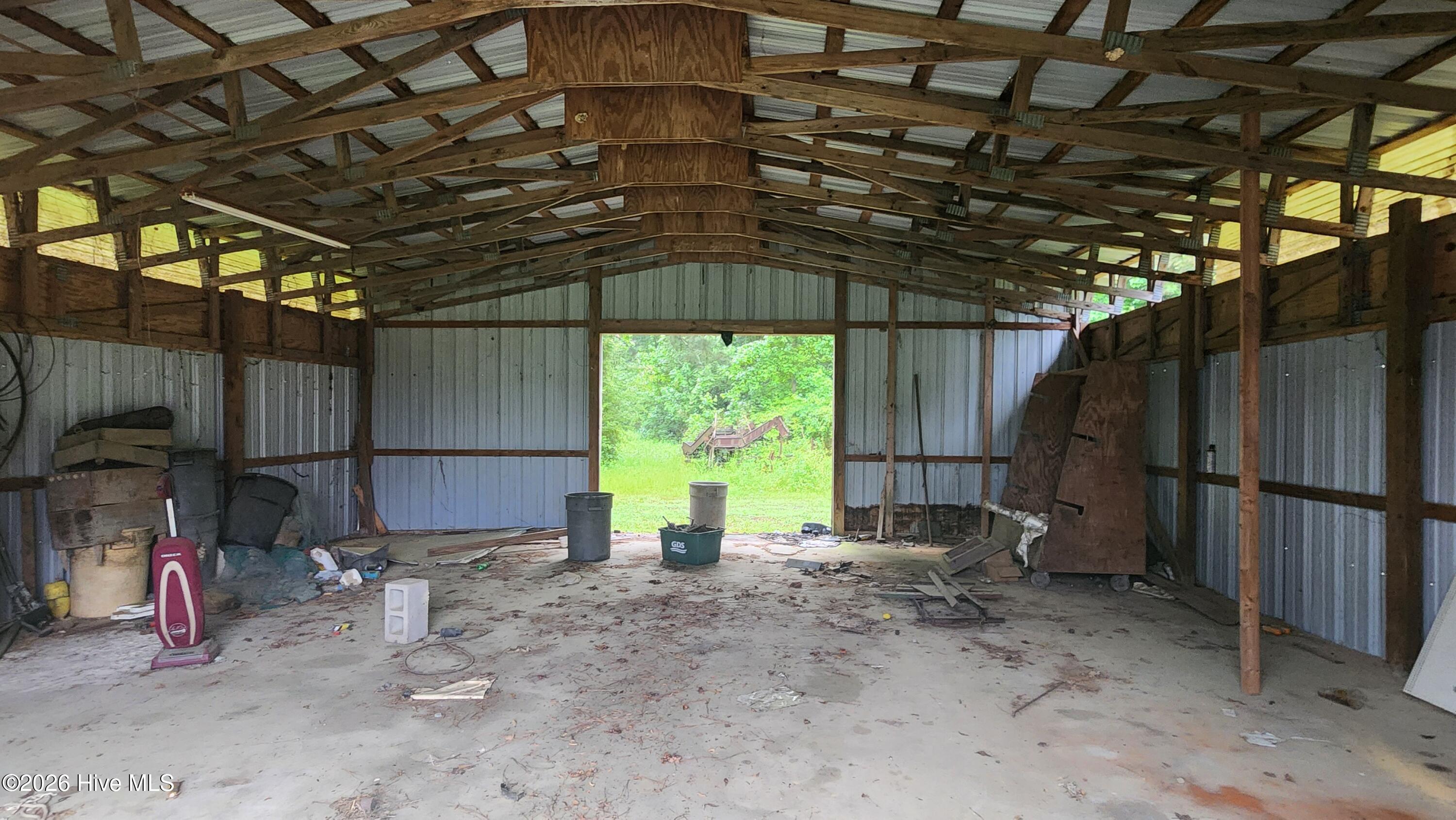 581 Hallsboro Road Property Photo 4