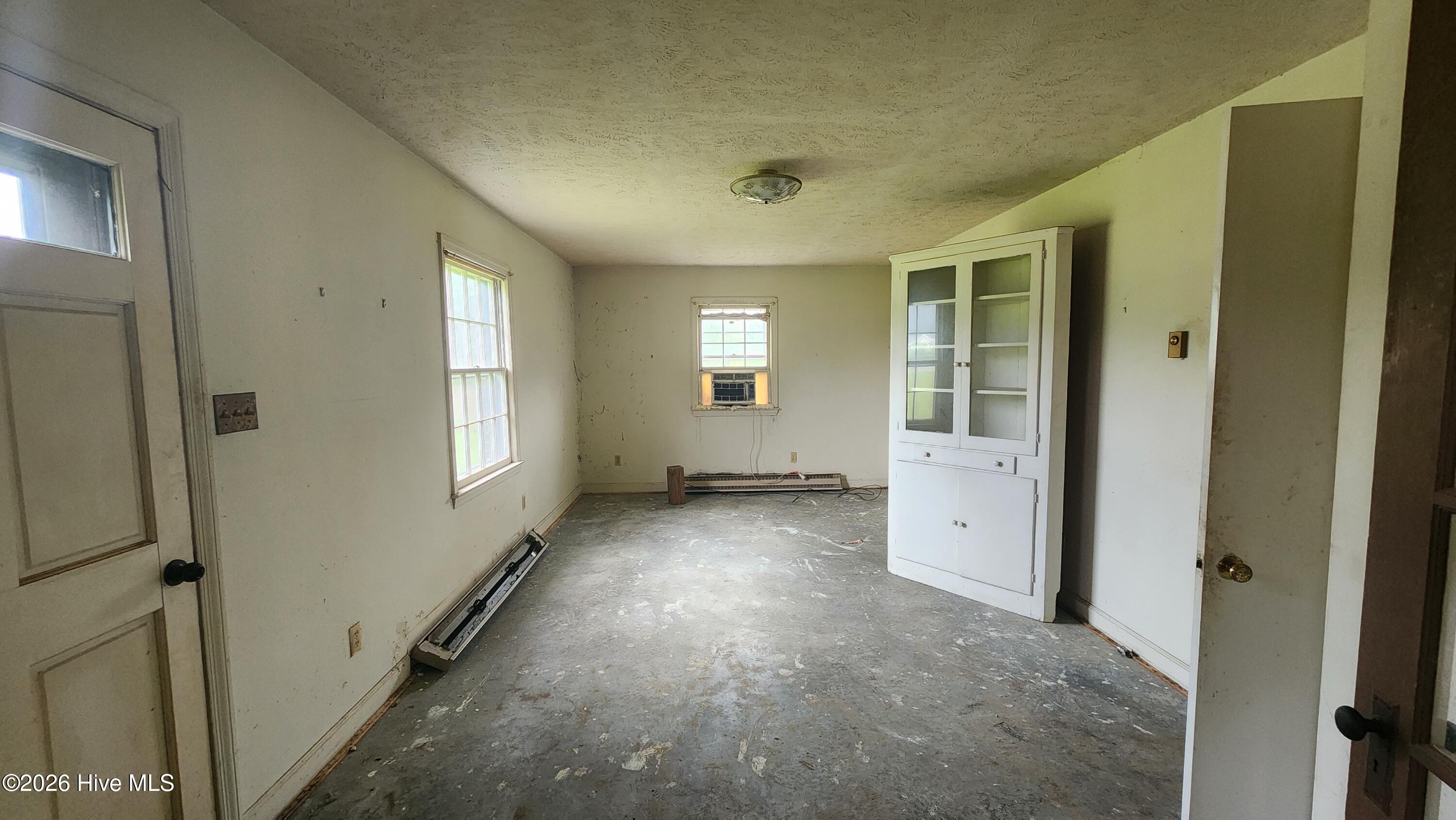 581 Hallsboro Road Property Photo 8