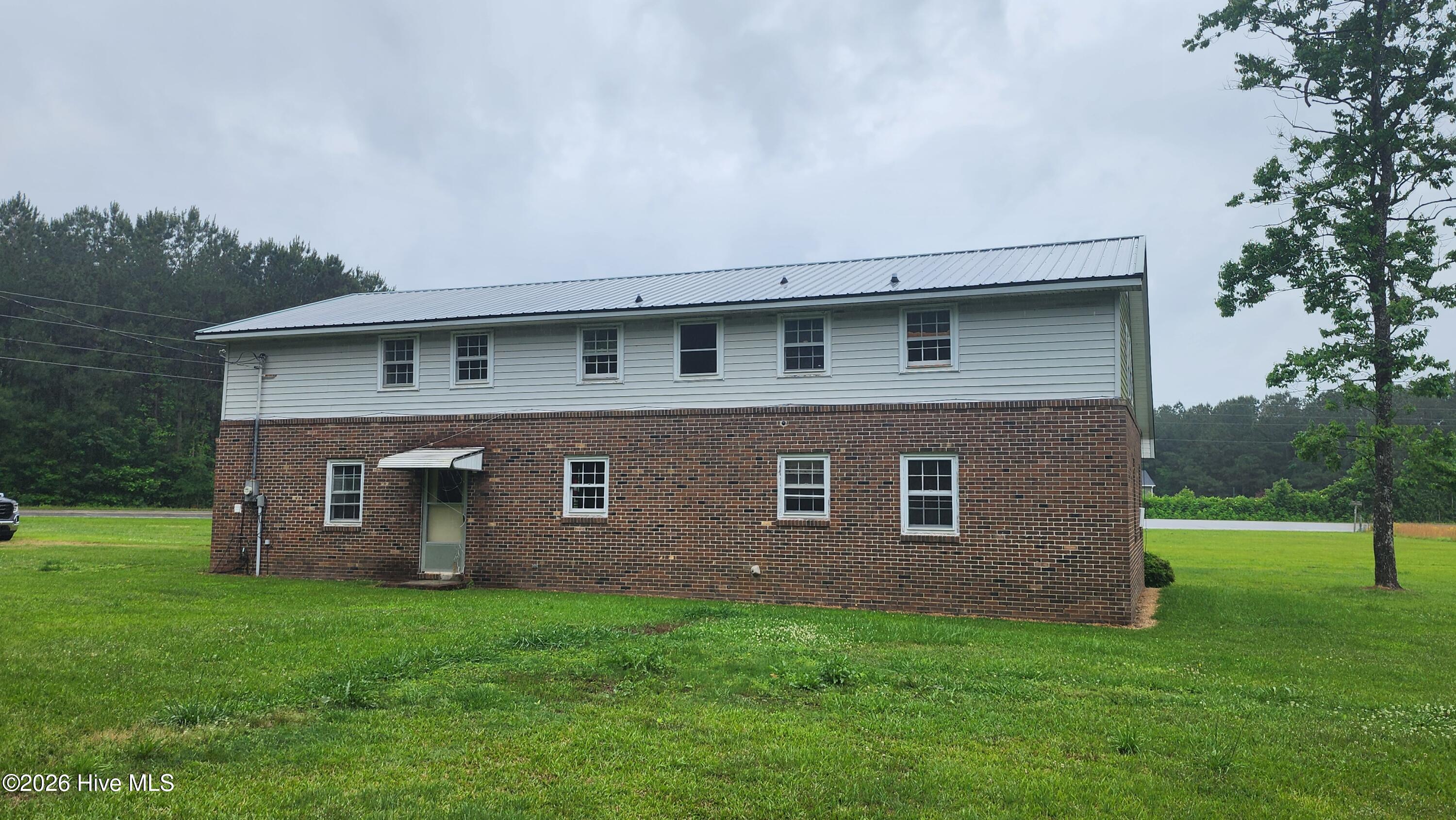 581 Hallsboro Road Property Photo 16