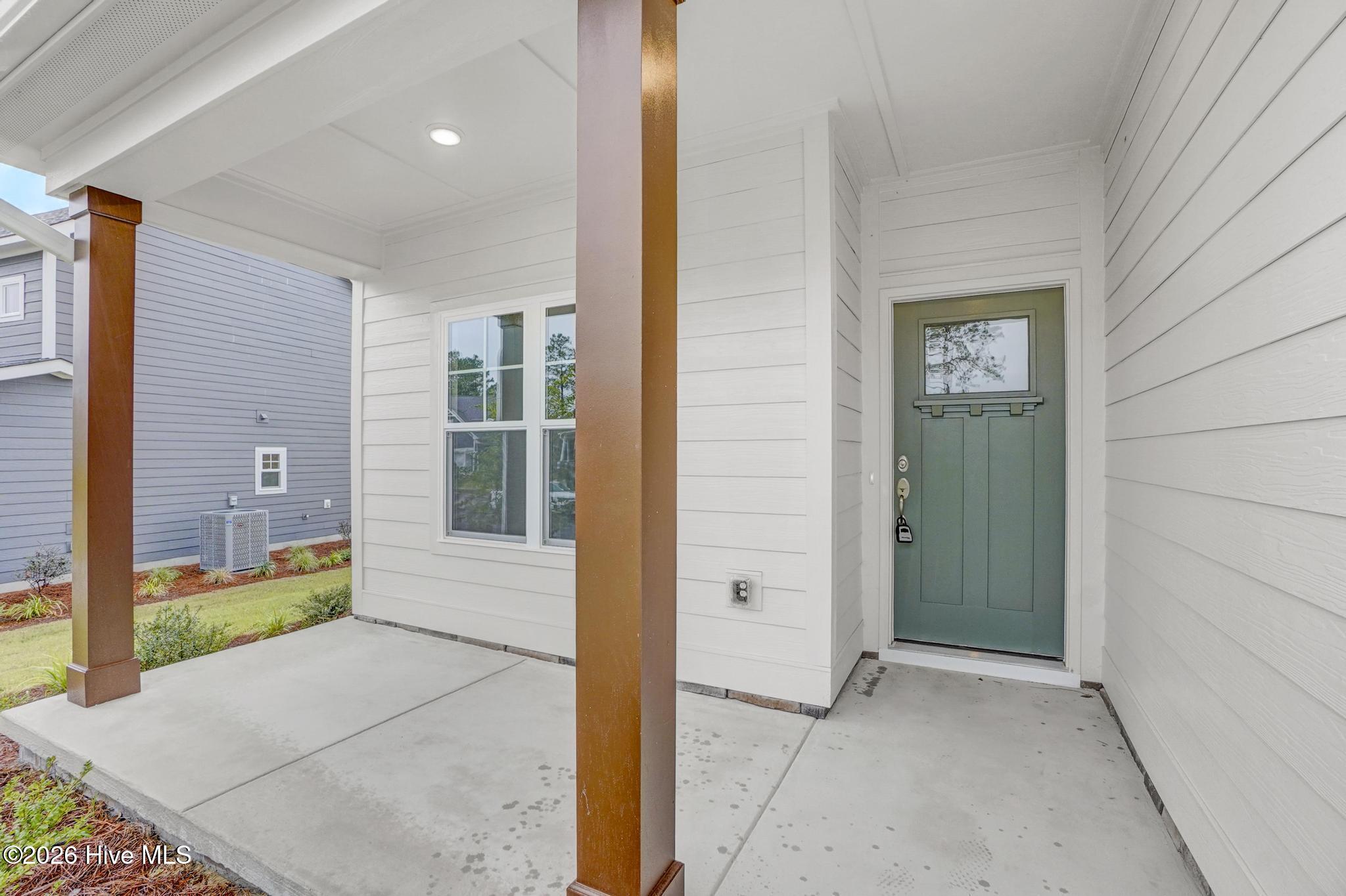 420 Albion Court Property Photo 6