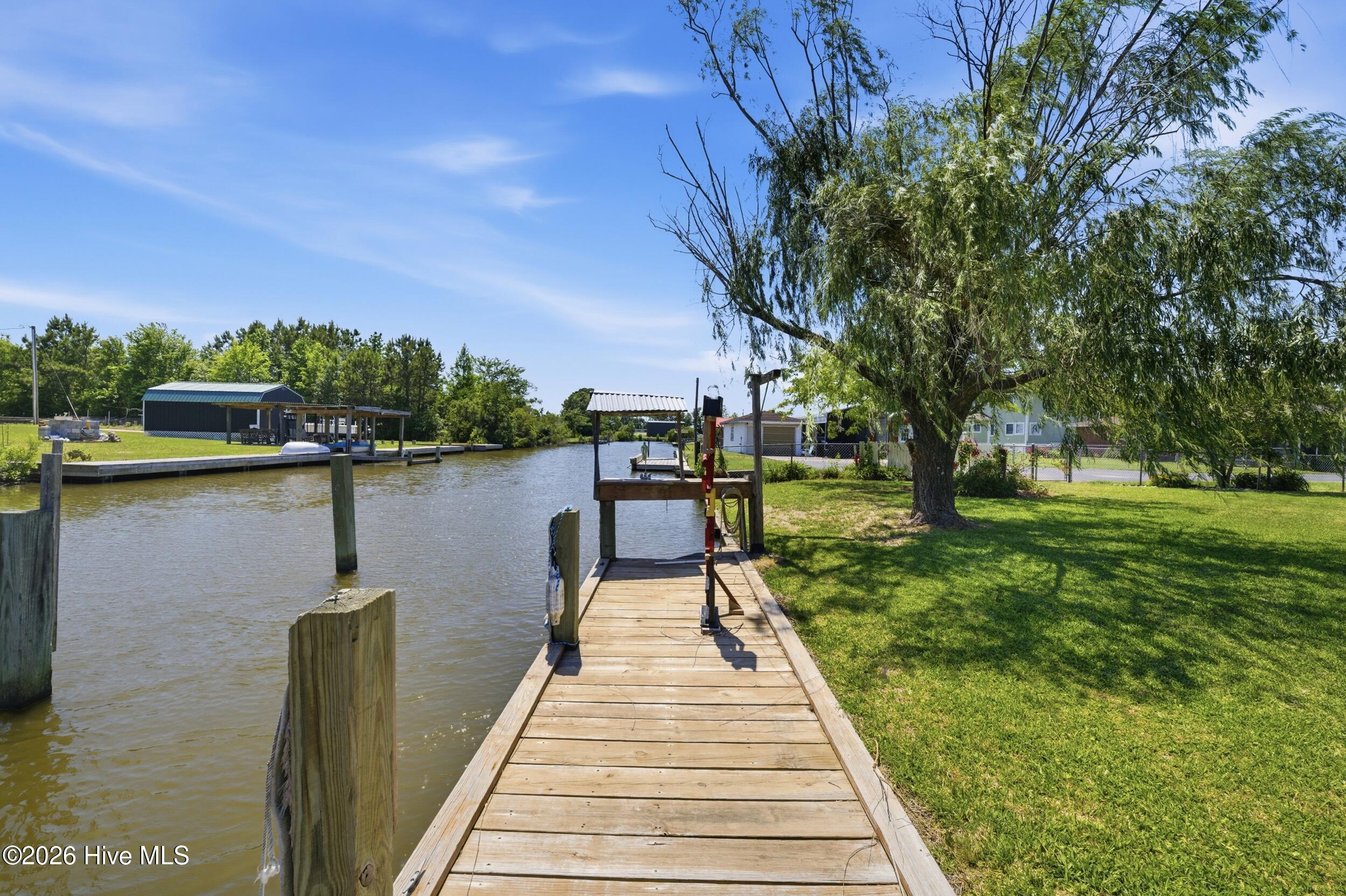 136 Simpson Road Property Photo 3