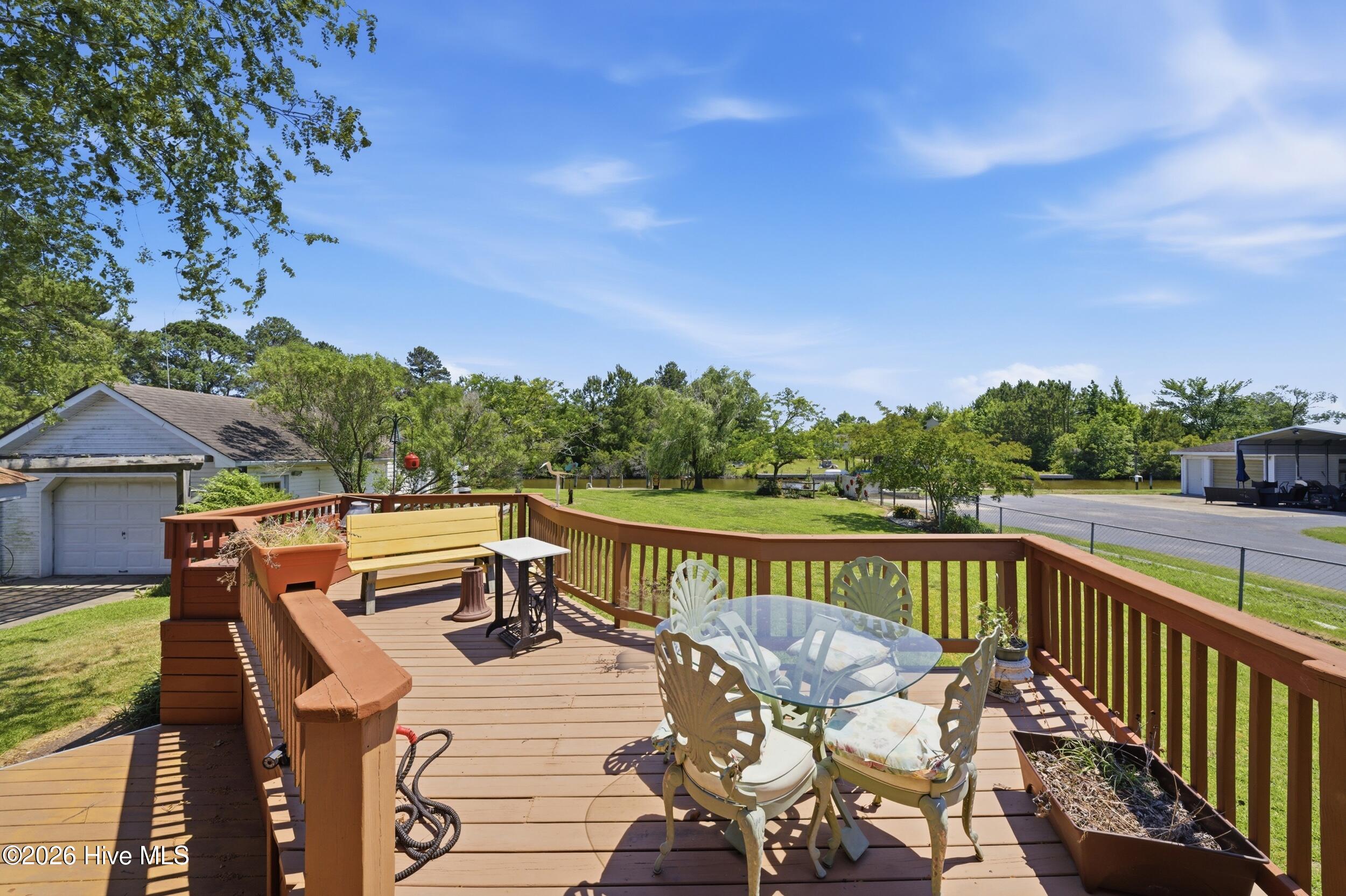 136 Simpson Road Property Photo 30