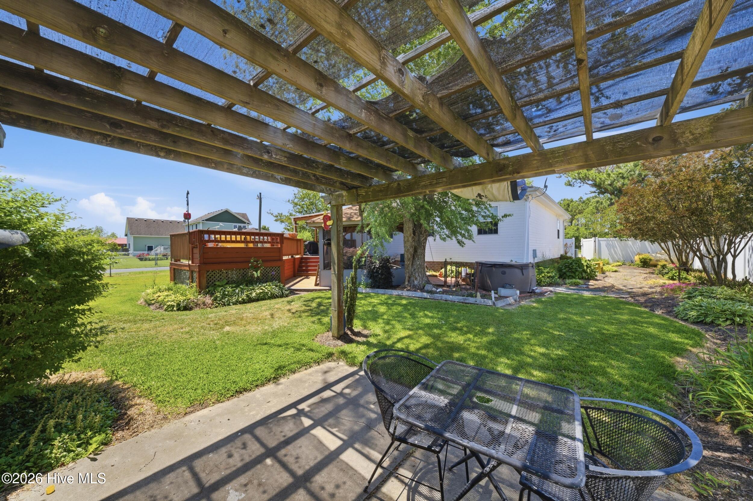 136 Simpson Road Property Photo 32