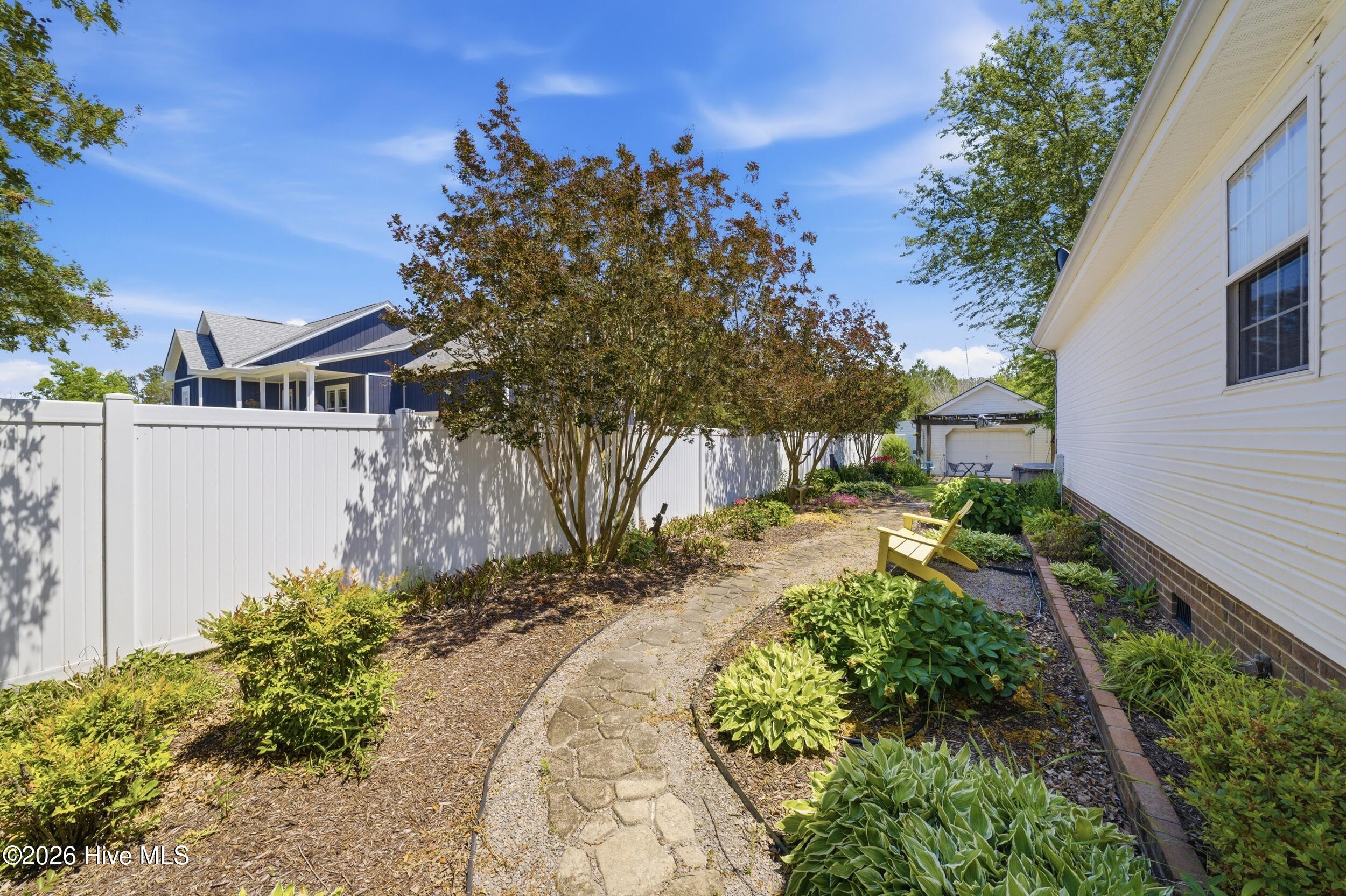 136 Simpson Road Property Photo 34