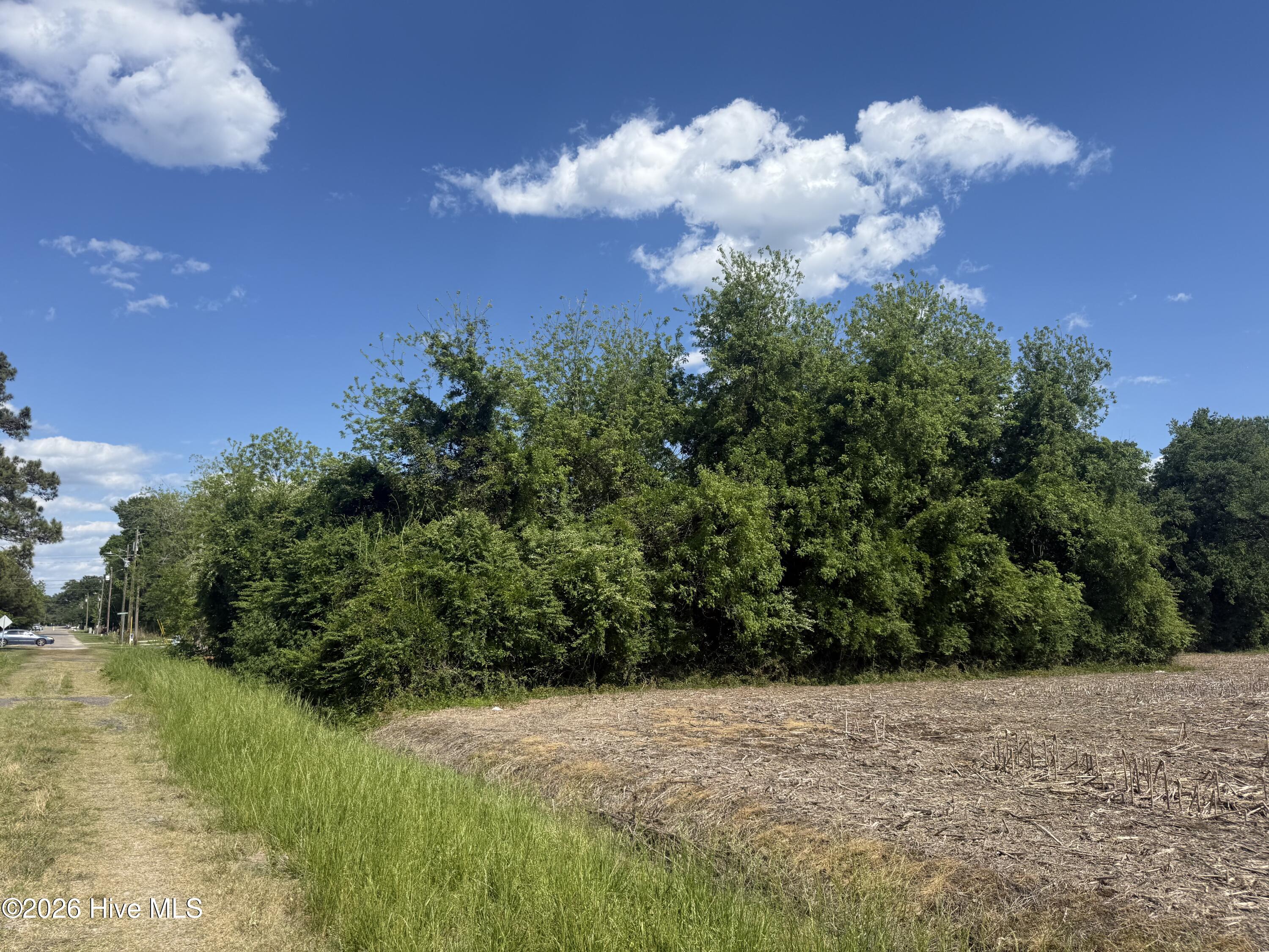 4 4 W Hayes Street Property Photo 1