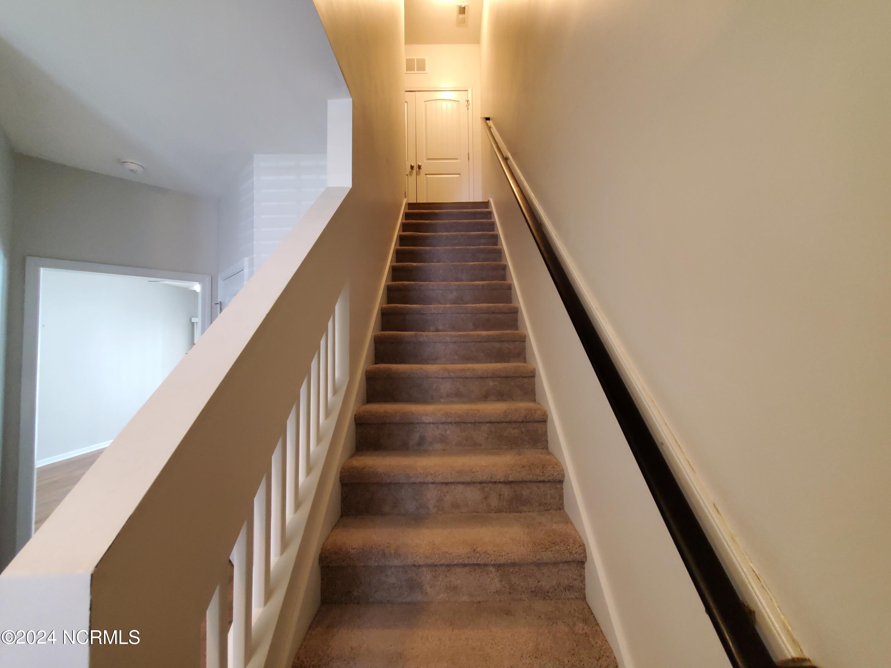 326 Cedar Island Trail Property Photo 5