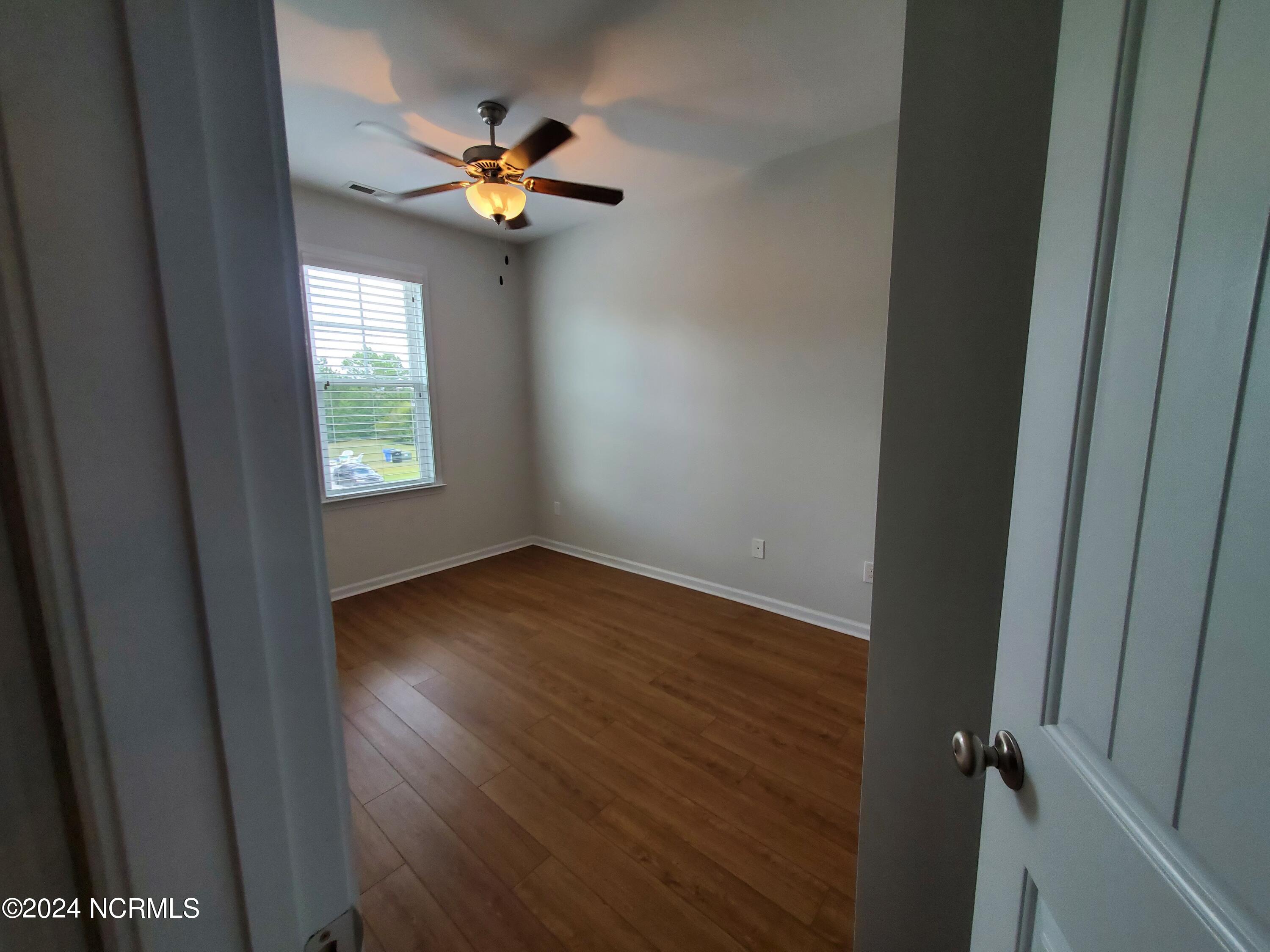 326 Cedar Island Trail Property Photo 16