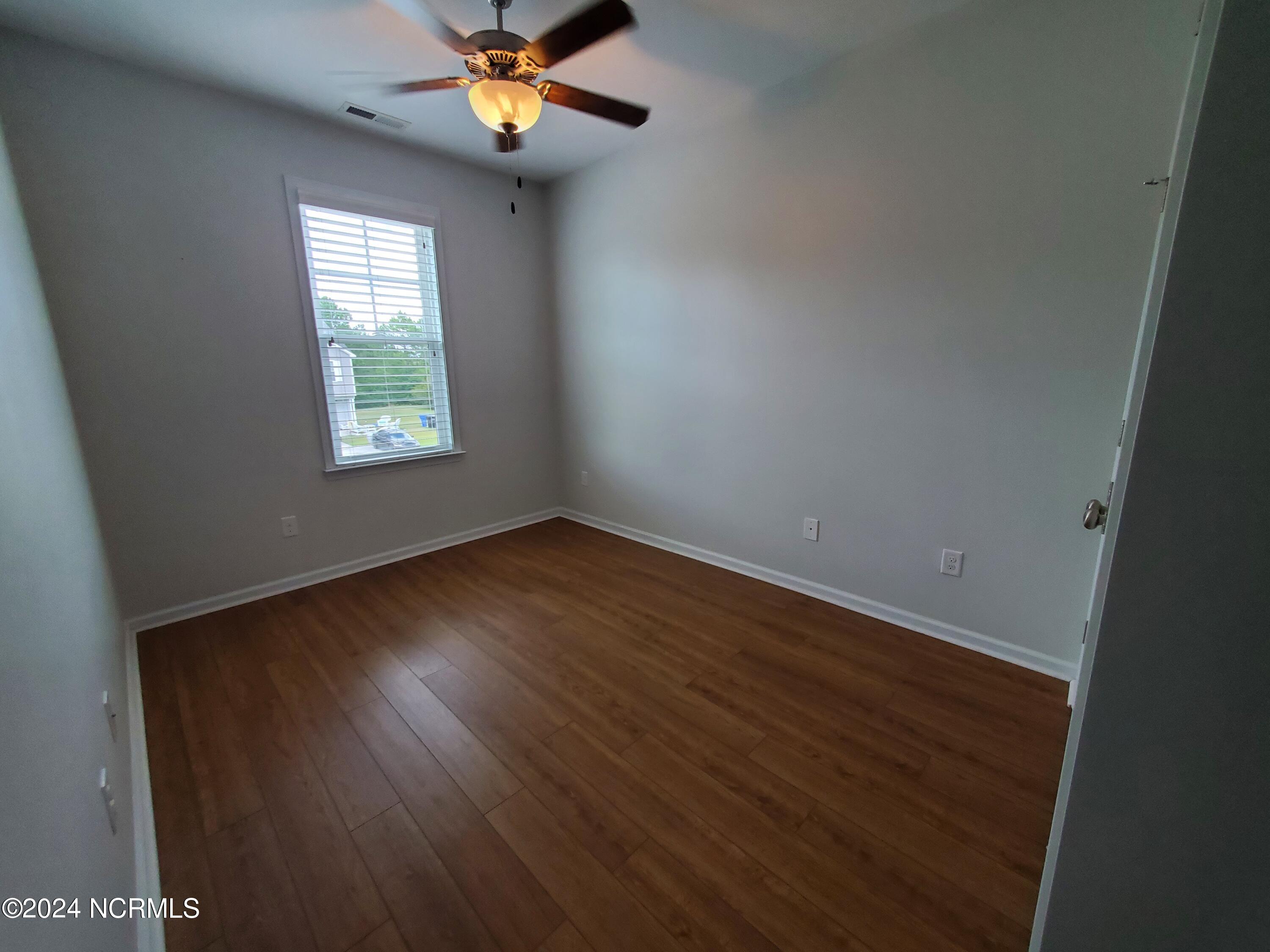 326 Cedar Island Trail Property Photo 17