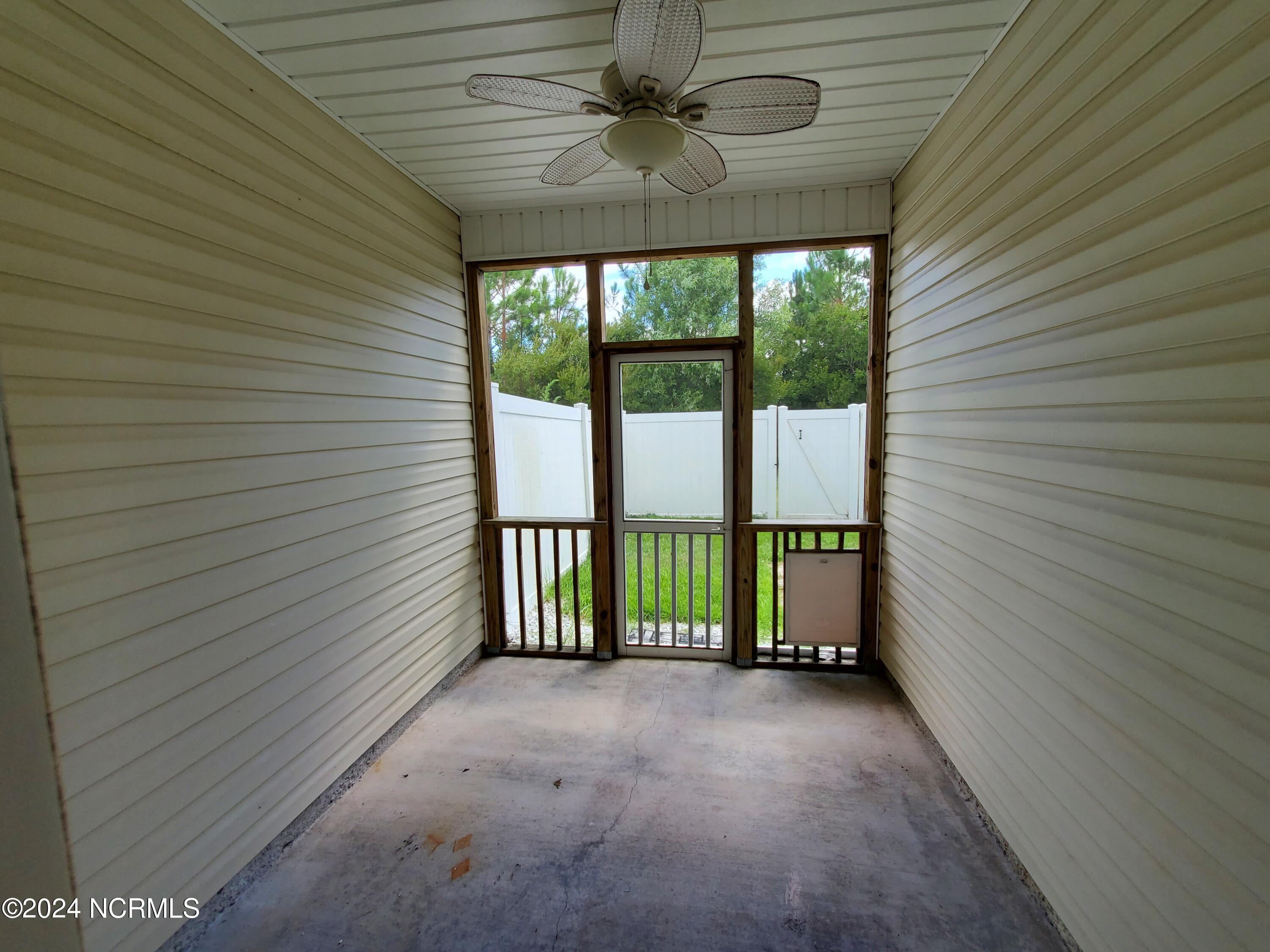 326 Cedar Island Trail Property Photo 22