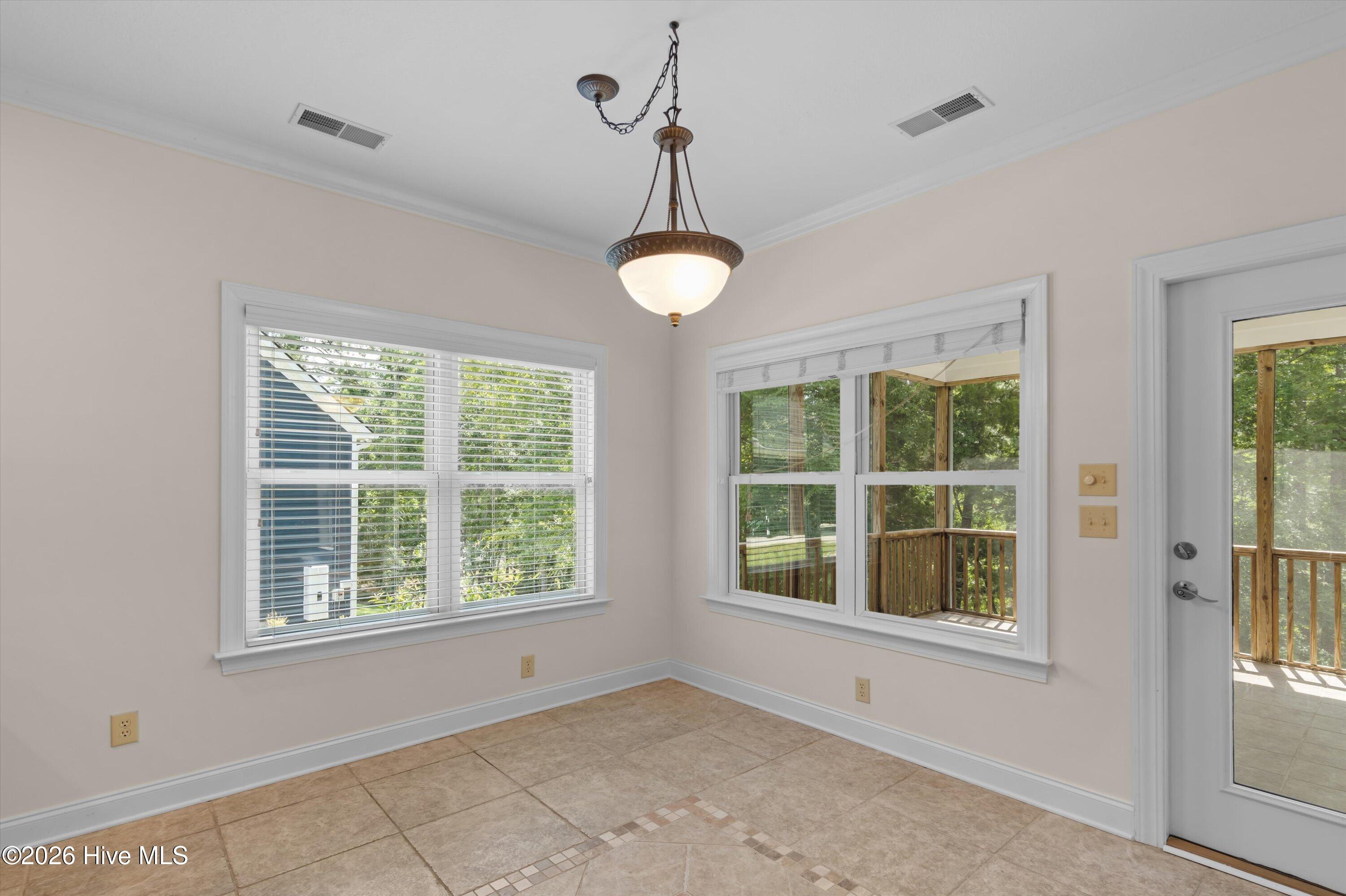 125 Lake Ridge Drive Property Photo 17