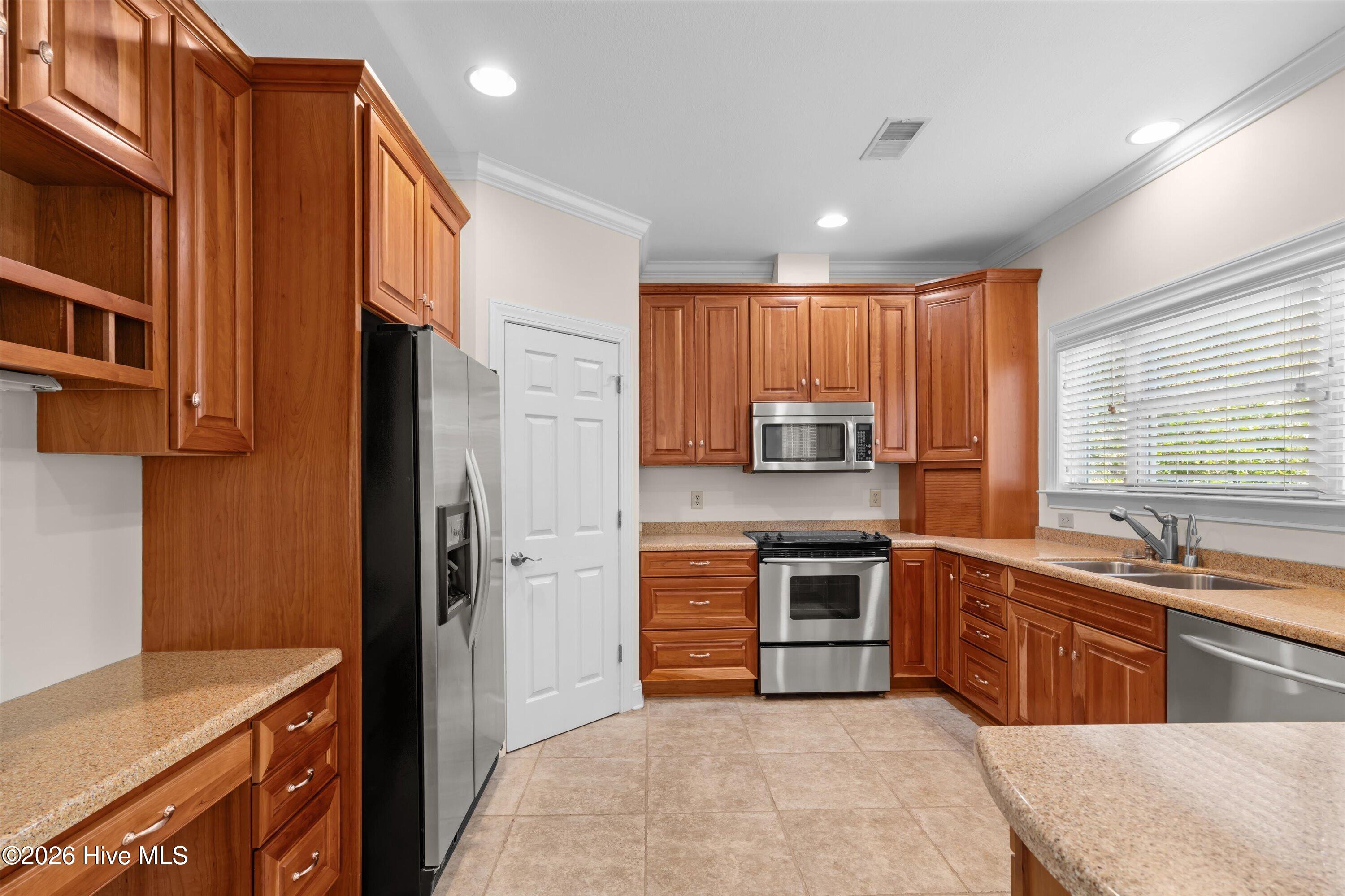 125 Lake Ridge Drive Property Photo 19