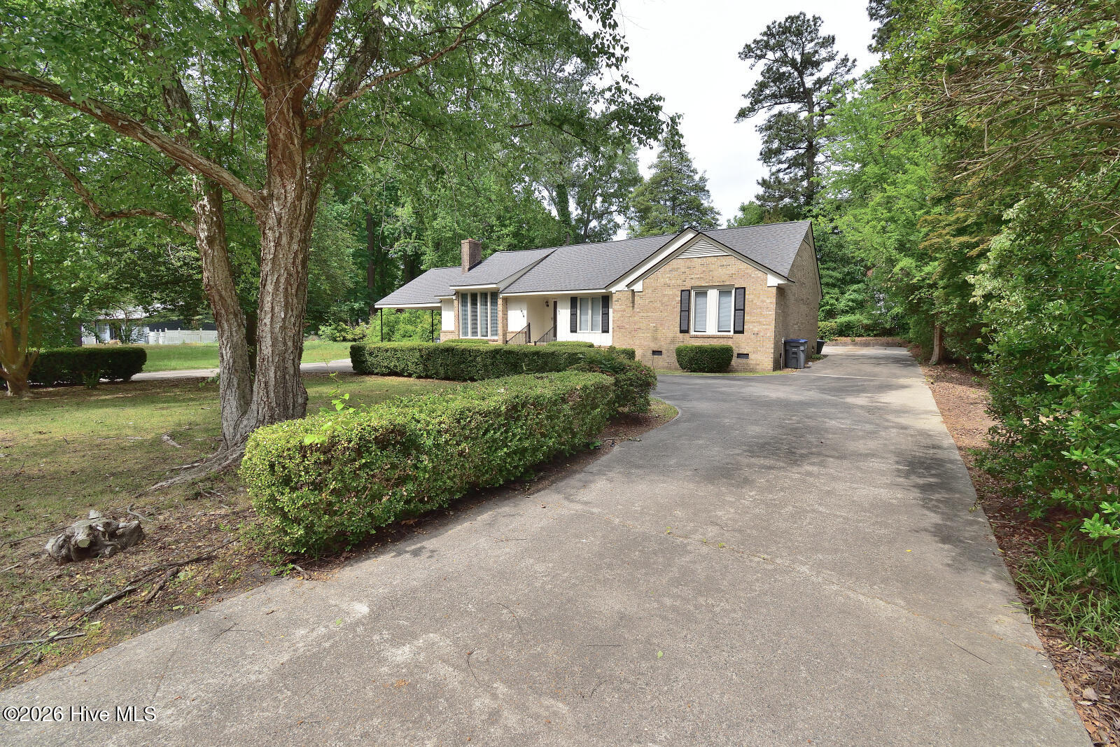 1016 Niblick Drive Property Photo 3