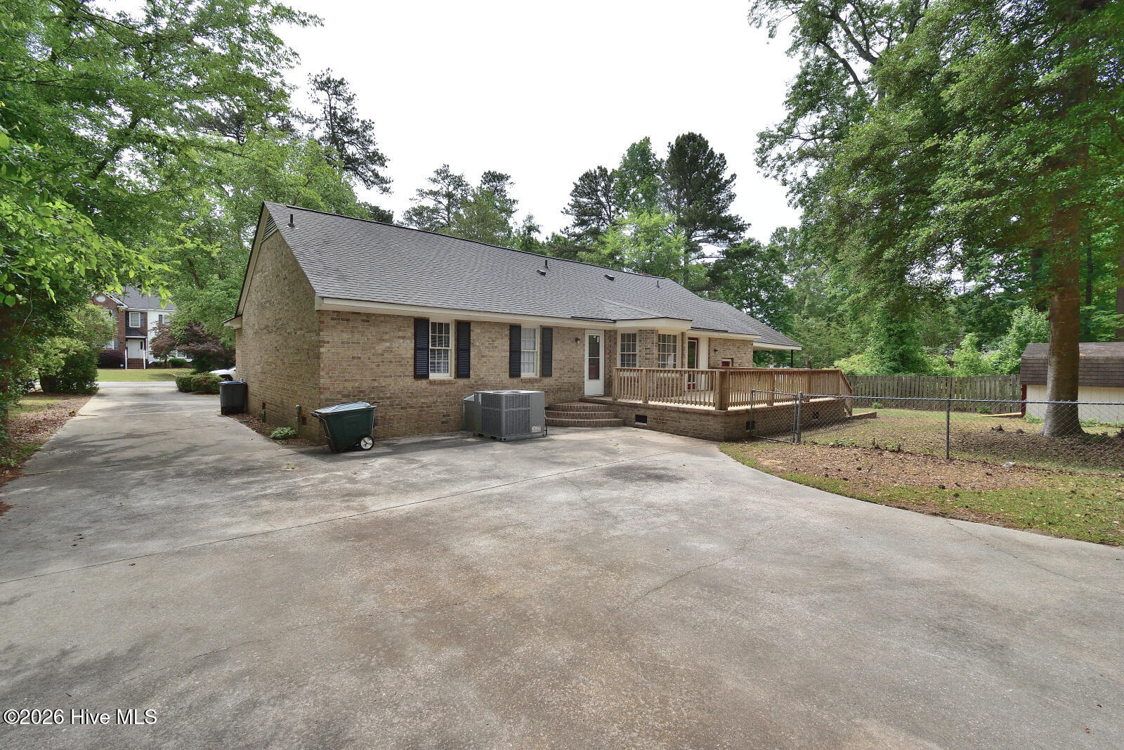 1016 Niblick Drive Property Photo 11