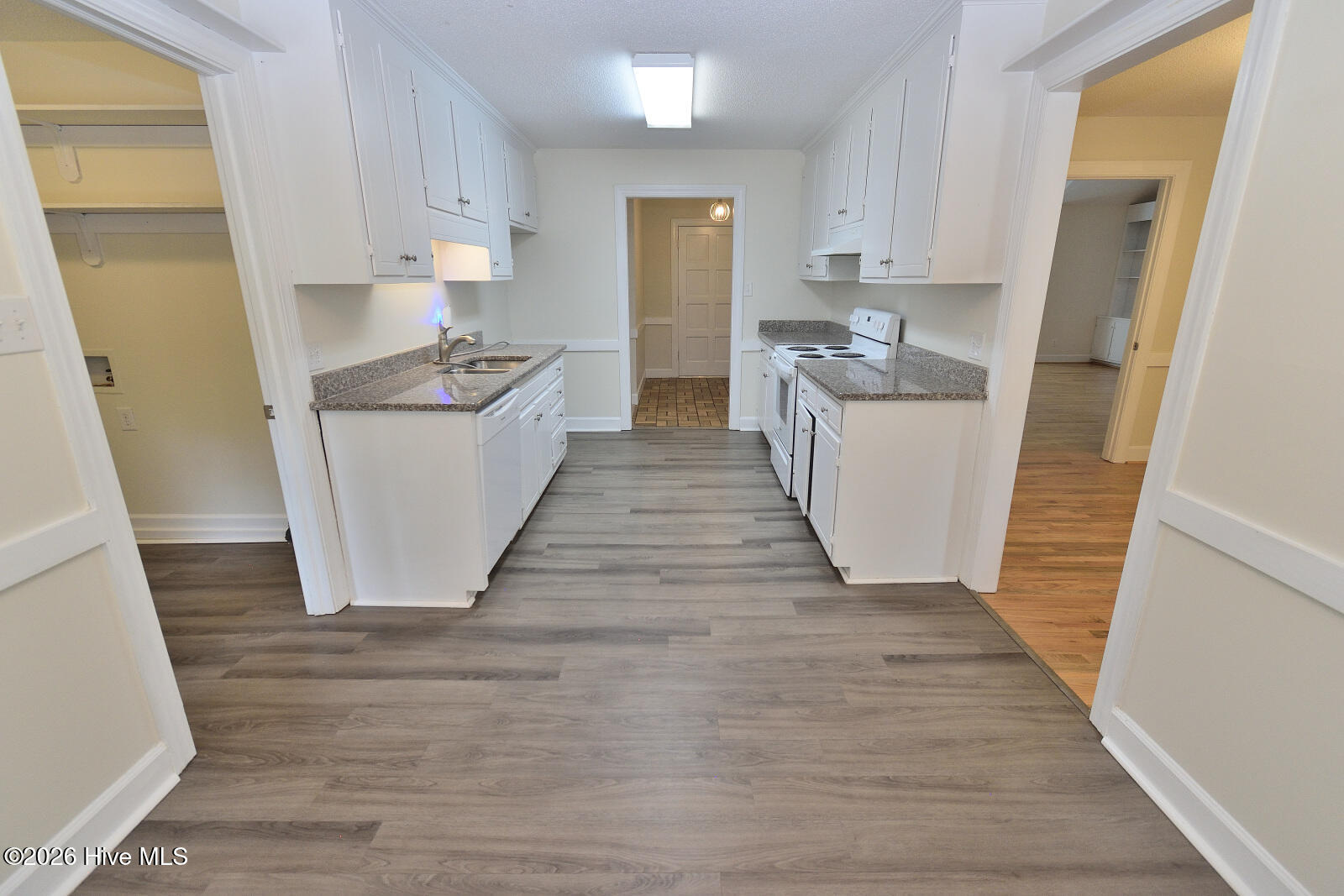 1016 Niblick Drive Property Photo 14