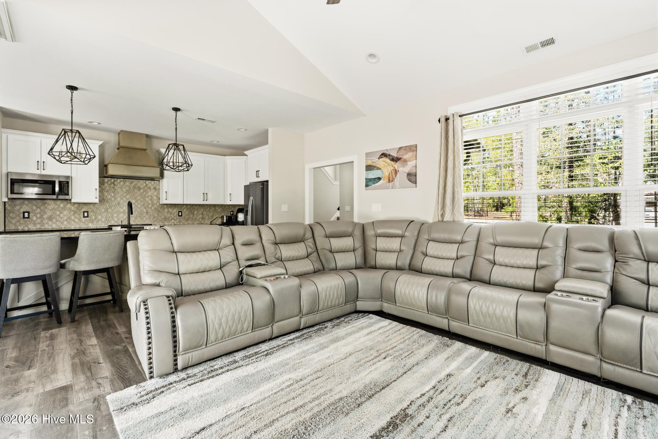 15641 Racoon Run Property Photo 12