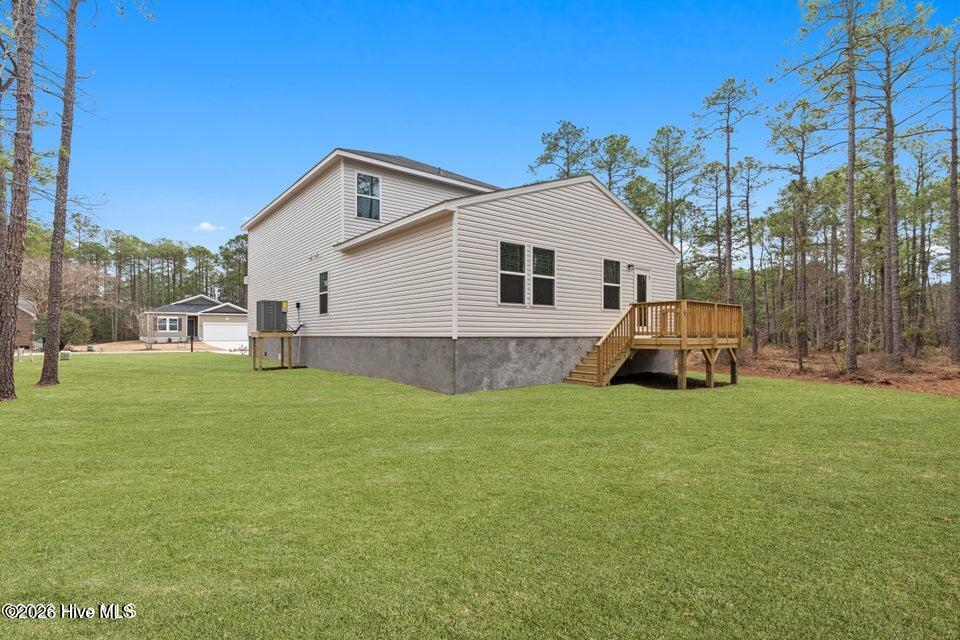 717 Helm Drive Property Photo 4