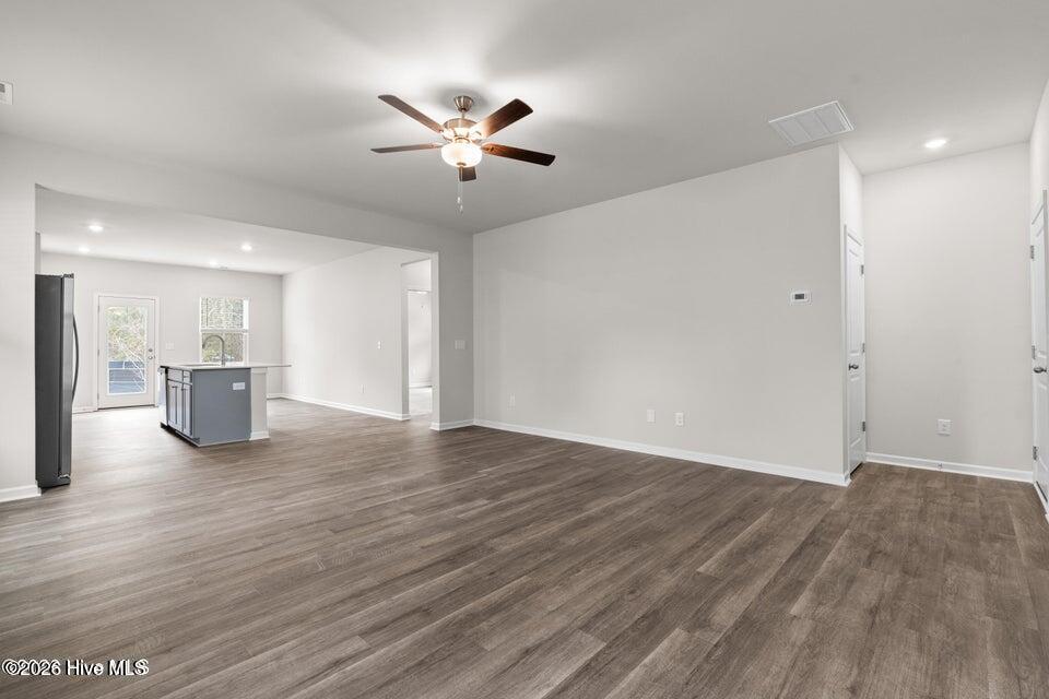 717 Helm Drive Property Photo 8