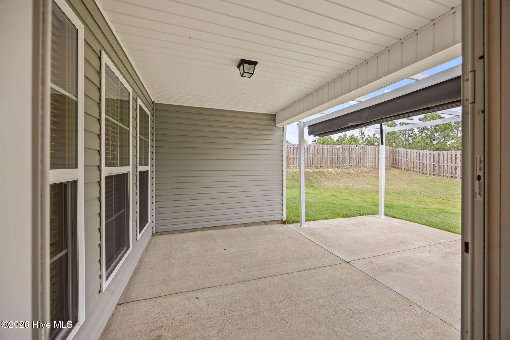 214 Sutton Court Property Photo 44