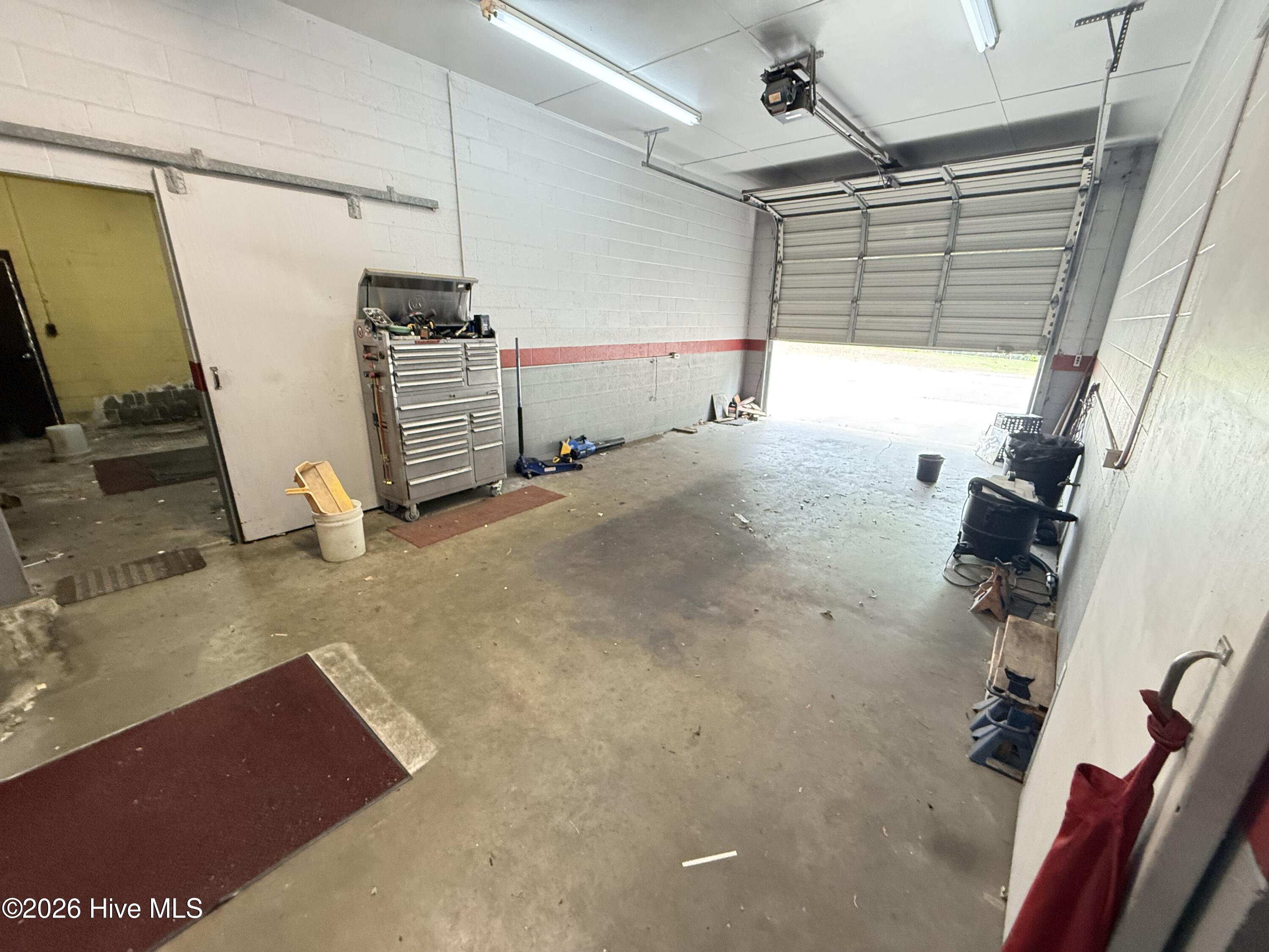 906 N Breazeale Avenue Property Photo 13