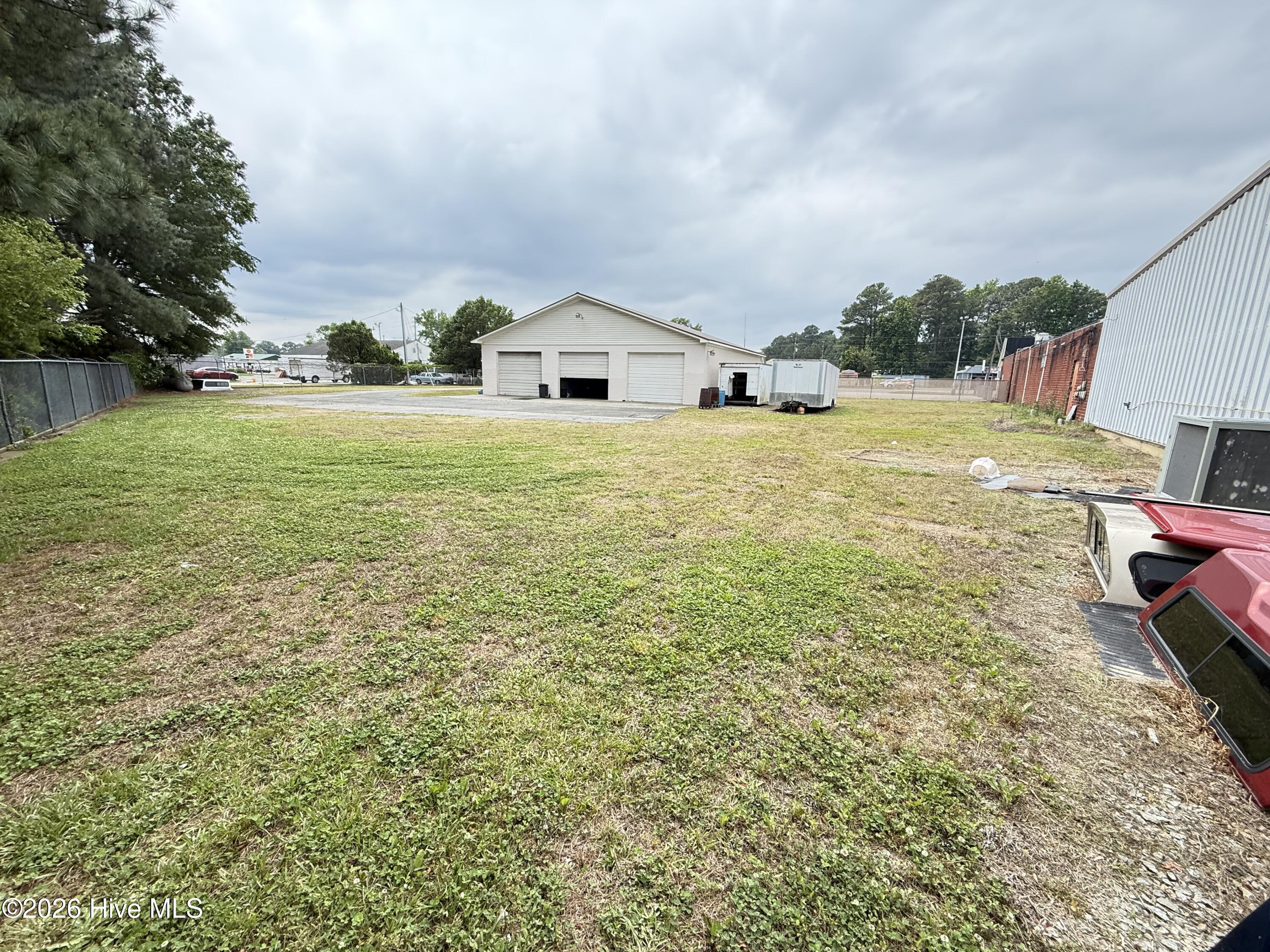 906 N Breazeale Avenue Property Photo 15