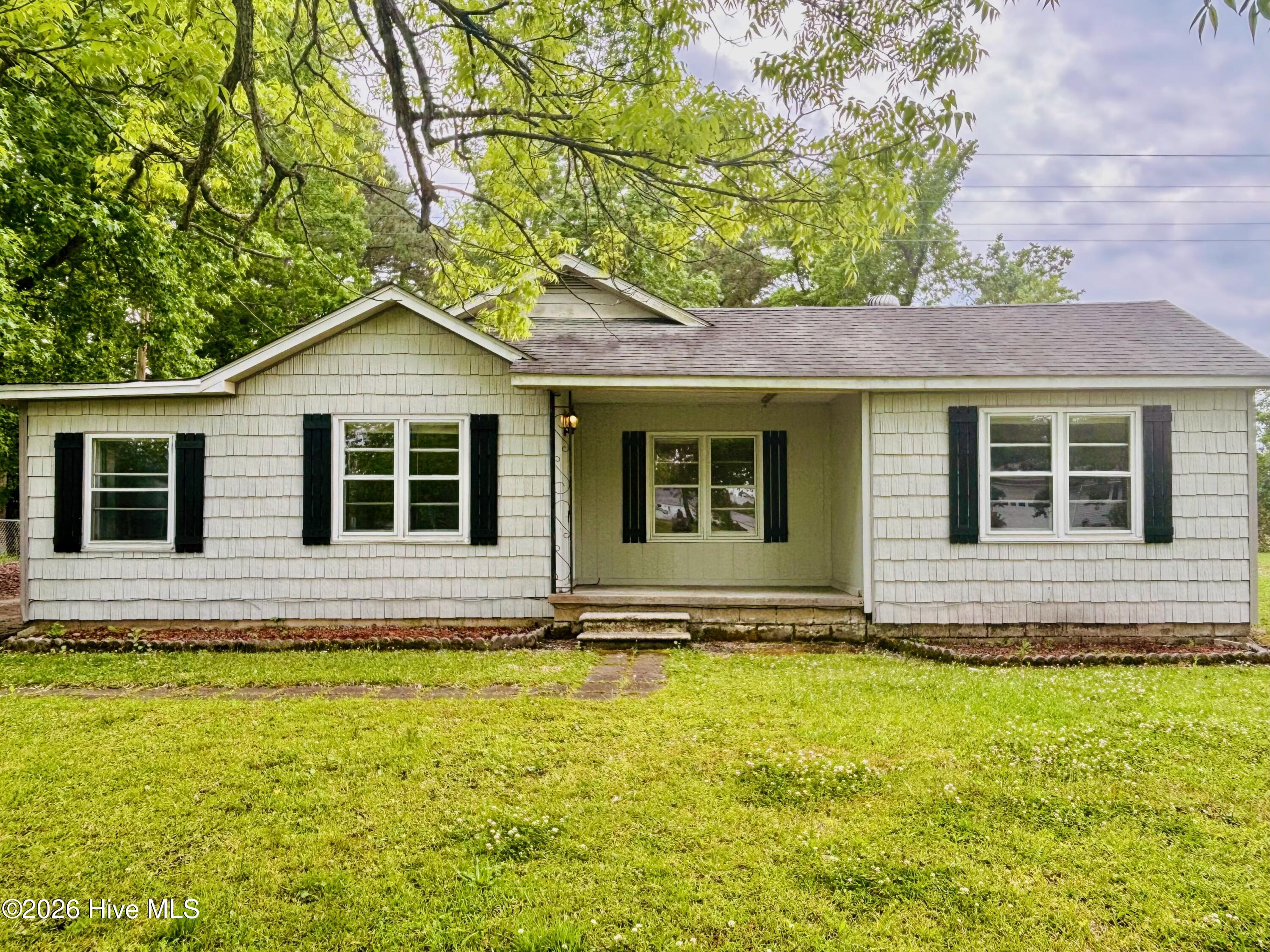 580 Gillikin Road Property Photo 1