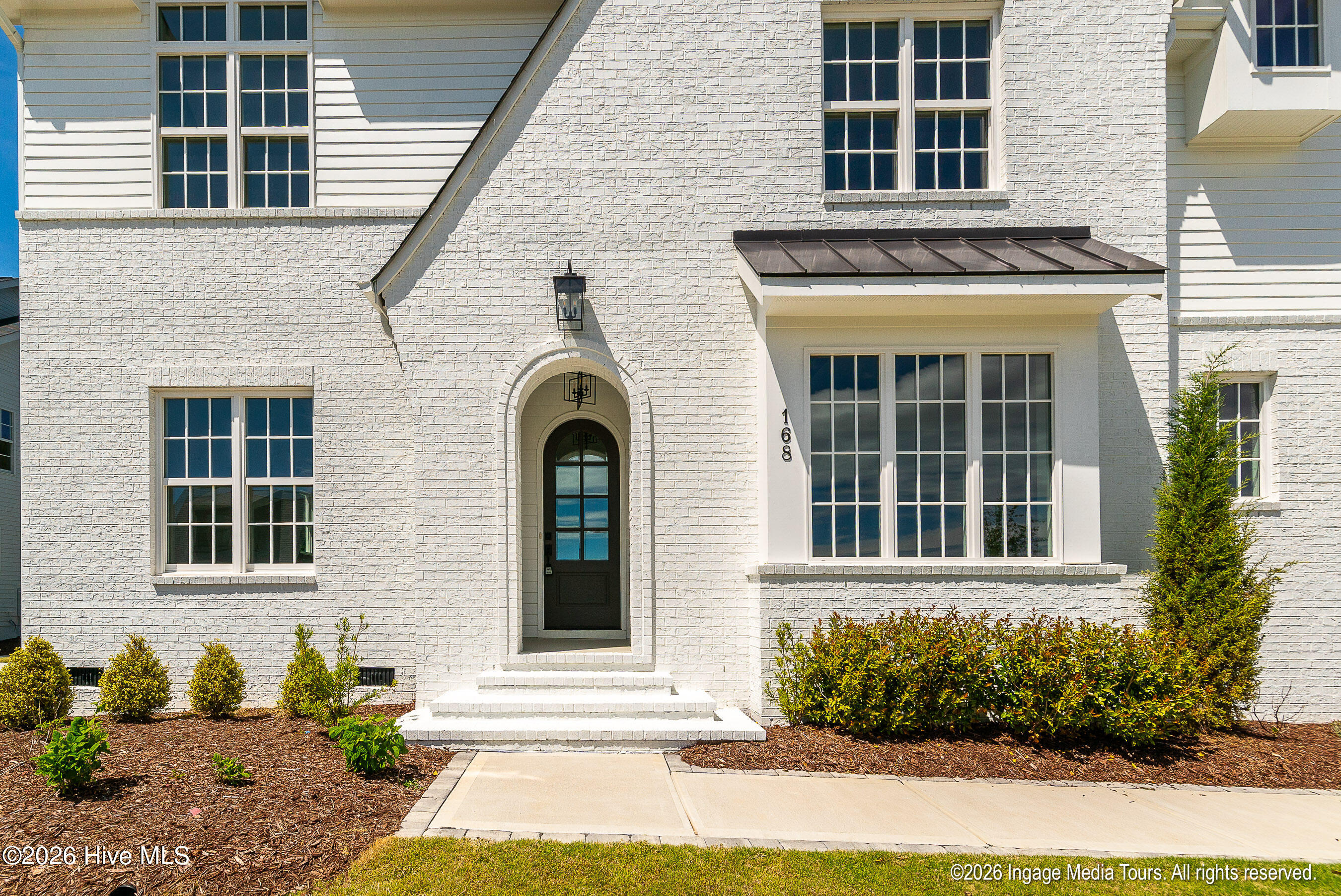 168 Pine Tree Point Property Photo 4