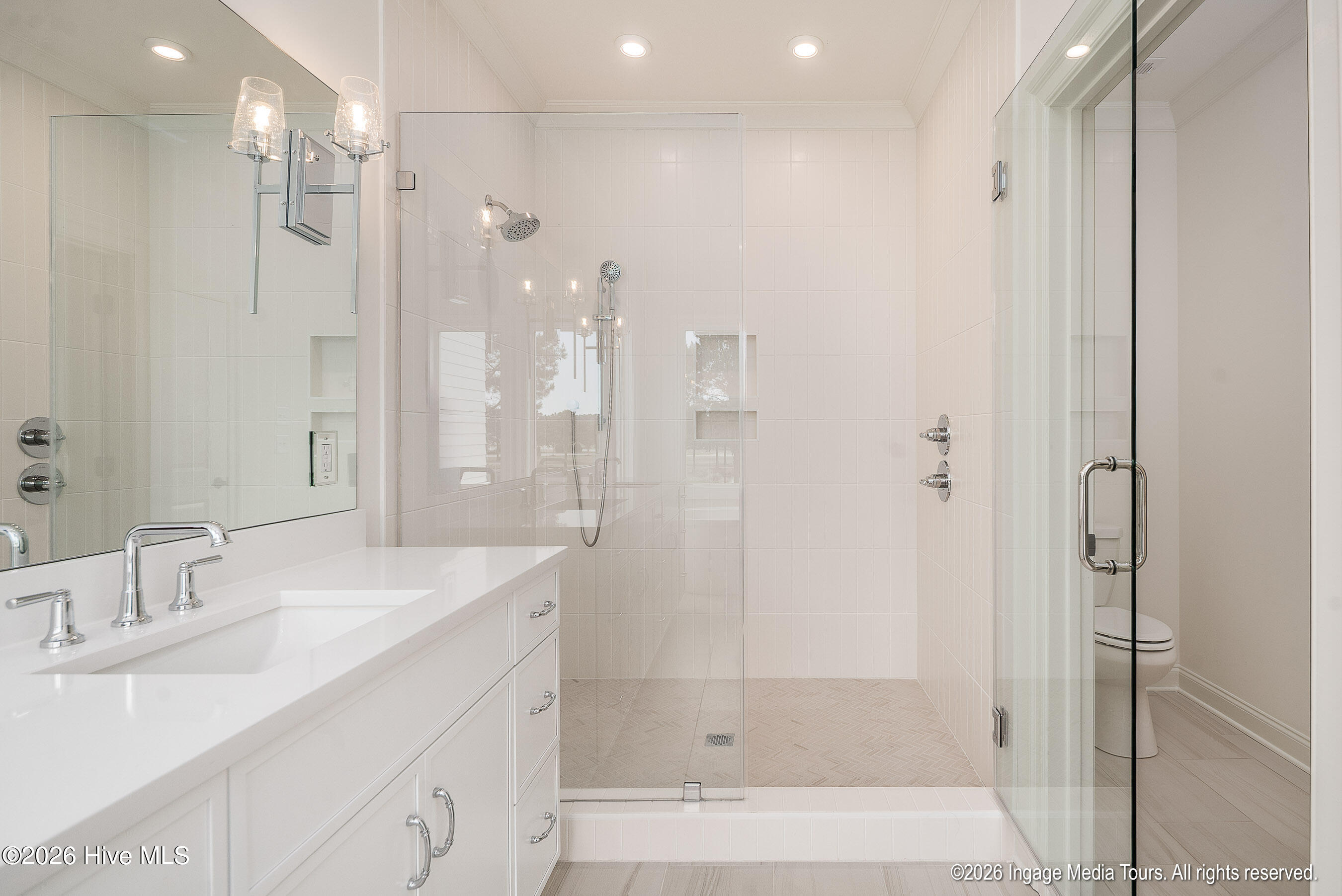 168 Pine Tree Point Property Photo 25
