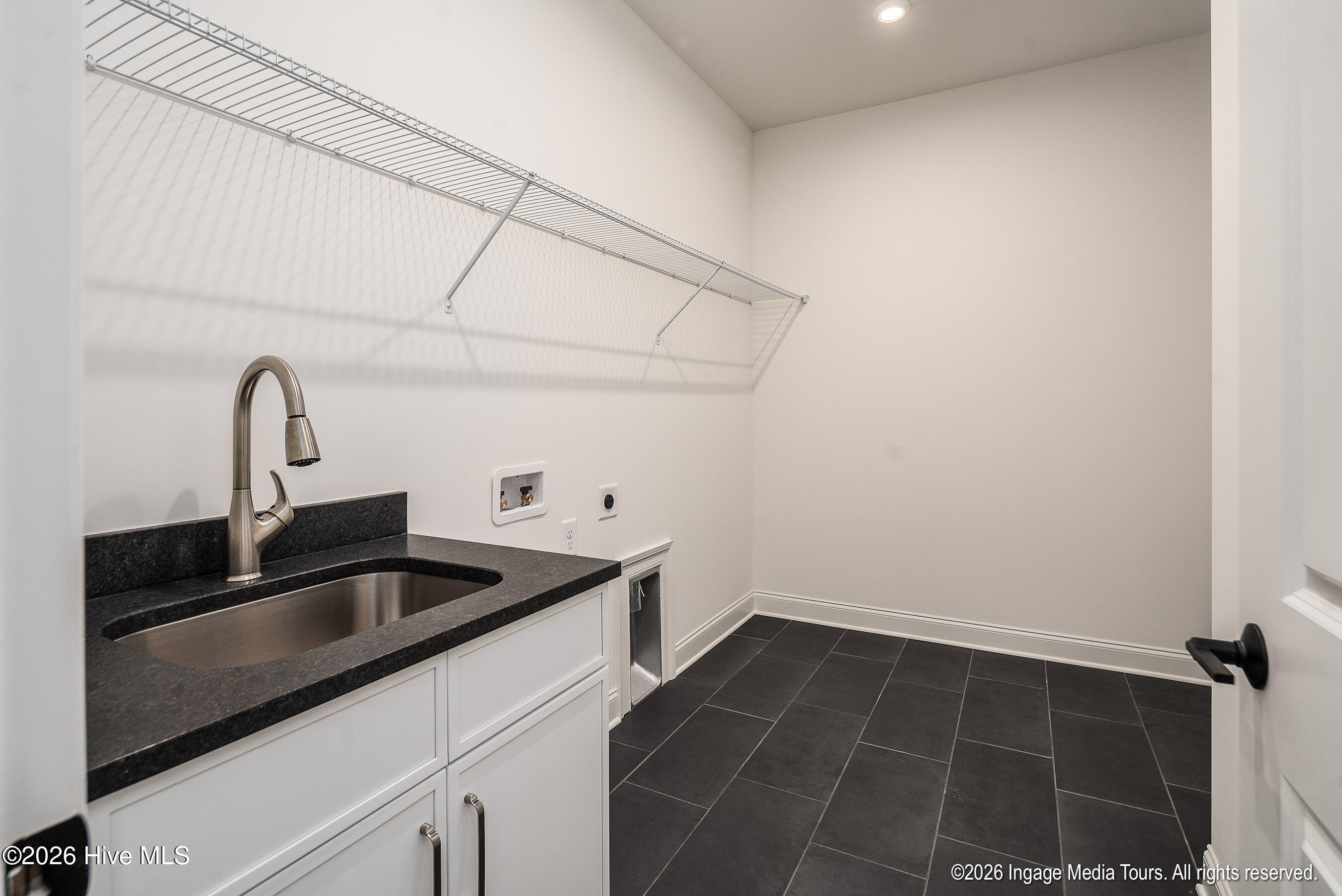168 Pine Tree Point Property Photo 28