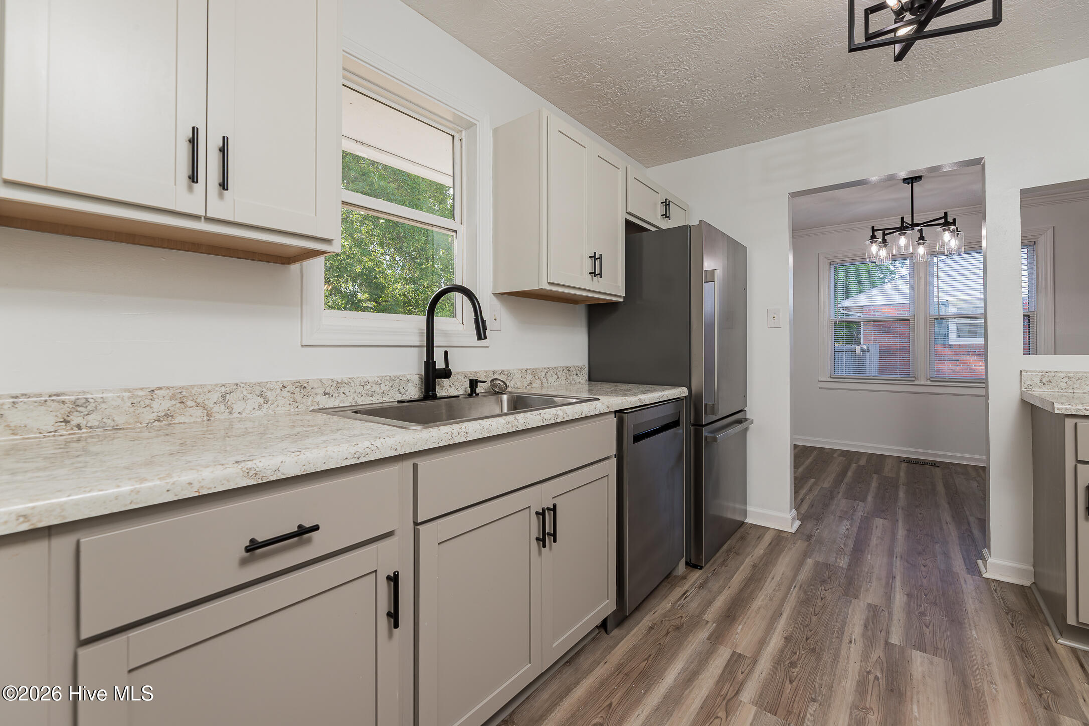 1009 River Street Property Photo 16