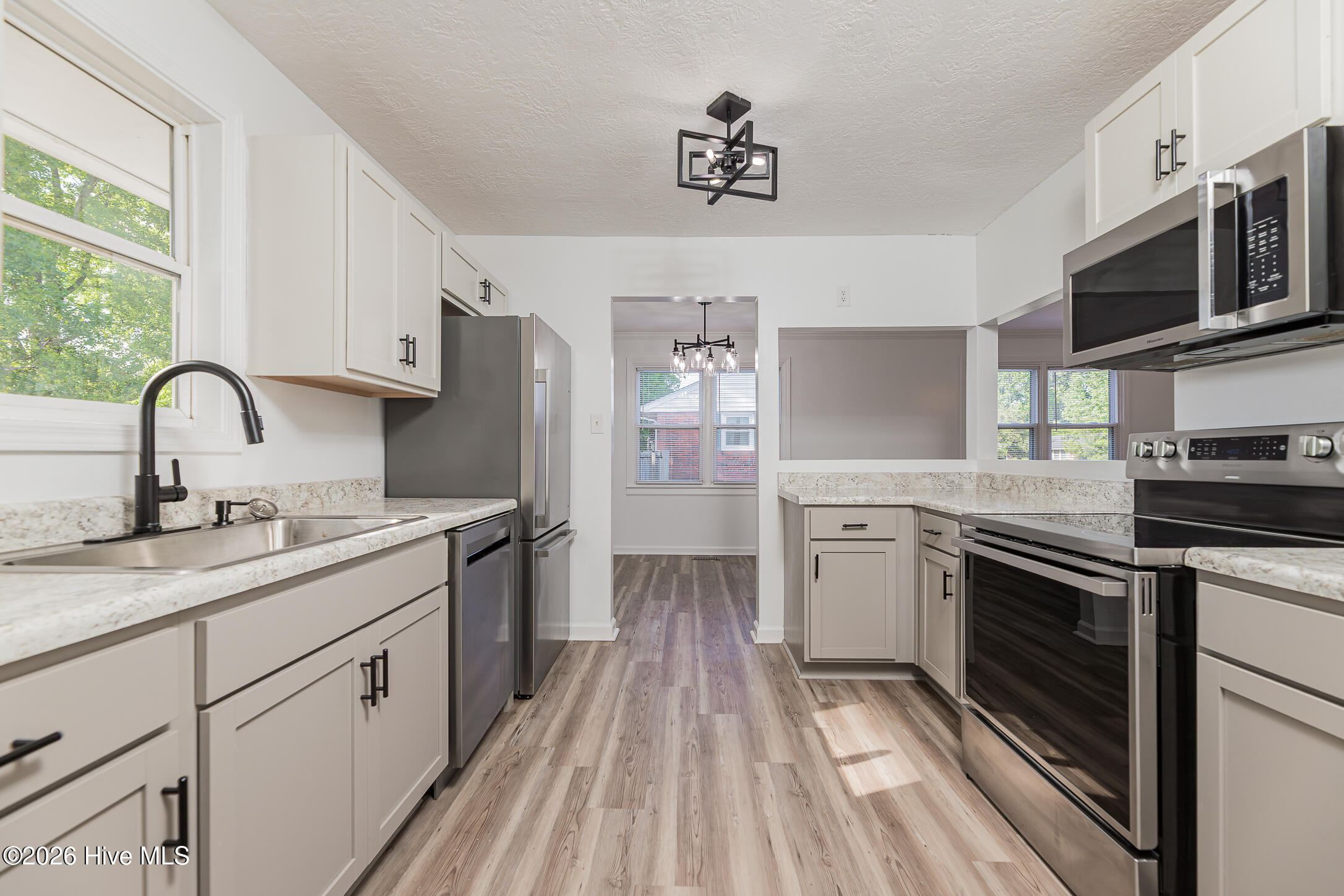 1009 River Street Property Photo 19