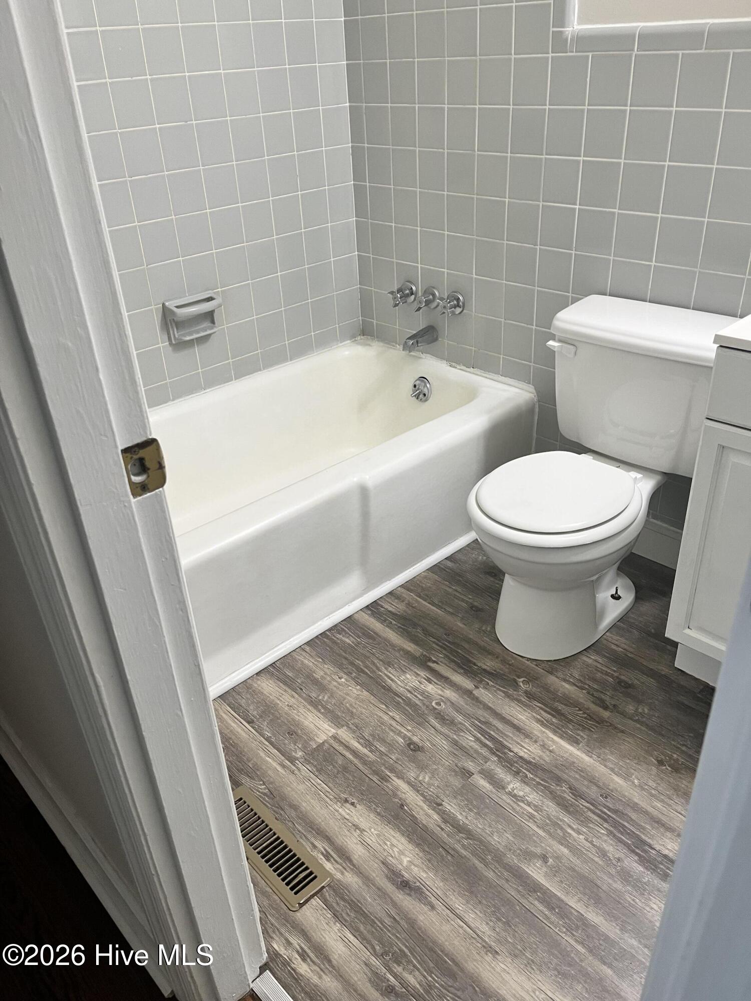 500 Turnpike Road Property Photo 12