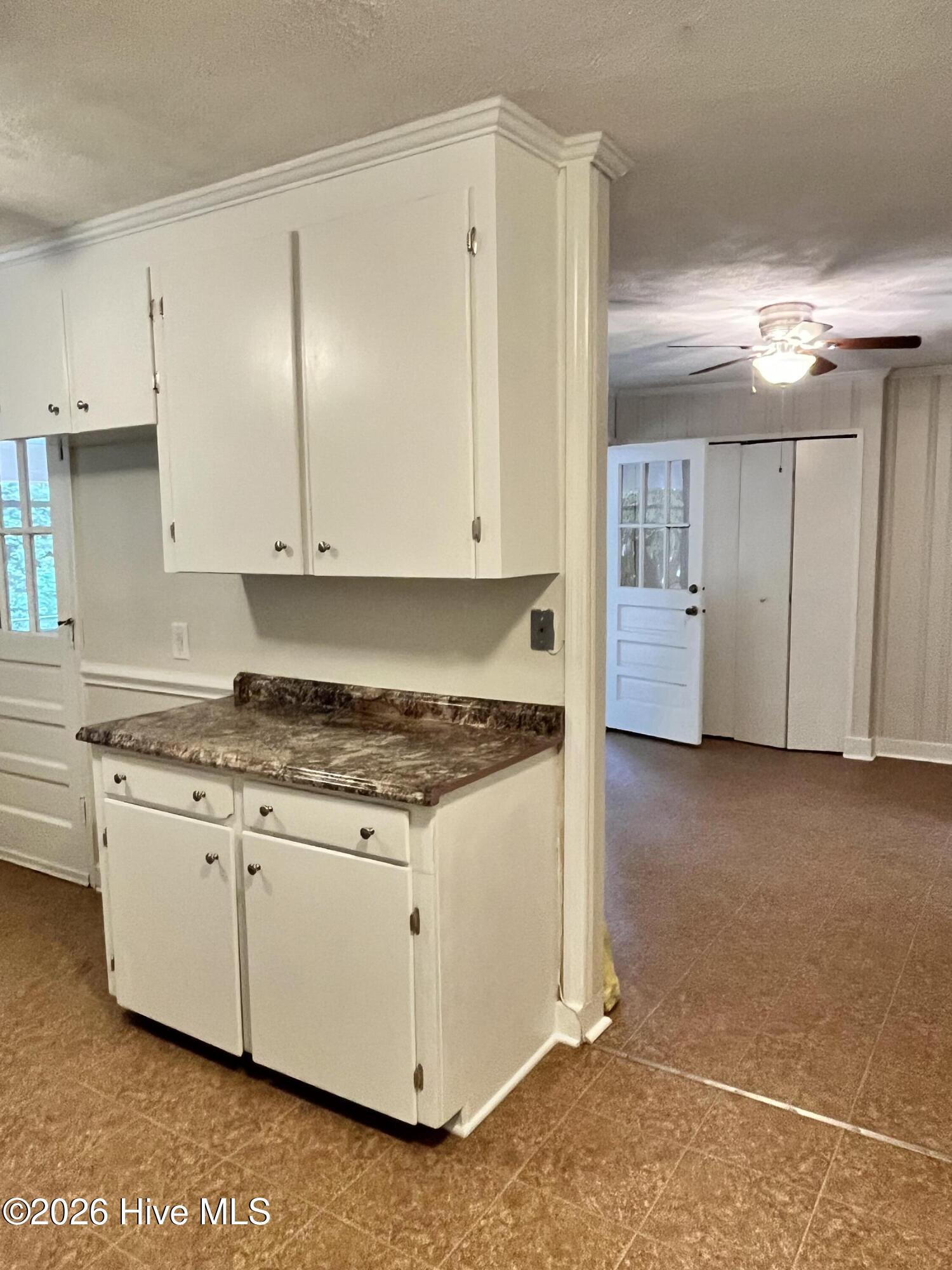 500 Turnpike Road Property Photo 17