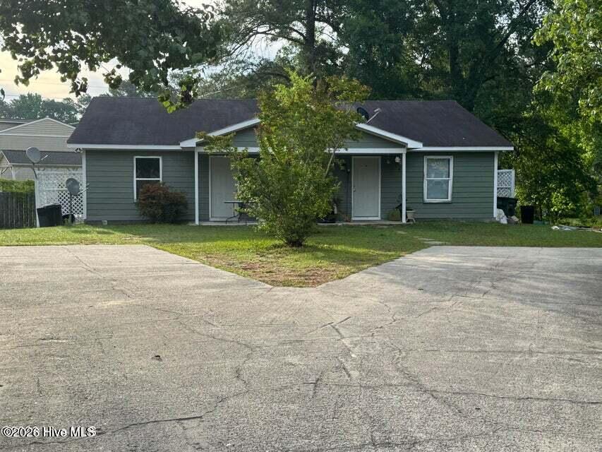 1102 Lewis Circle 1102 Property Photo 2
