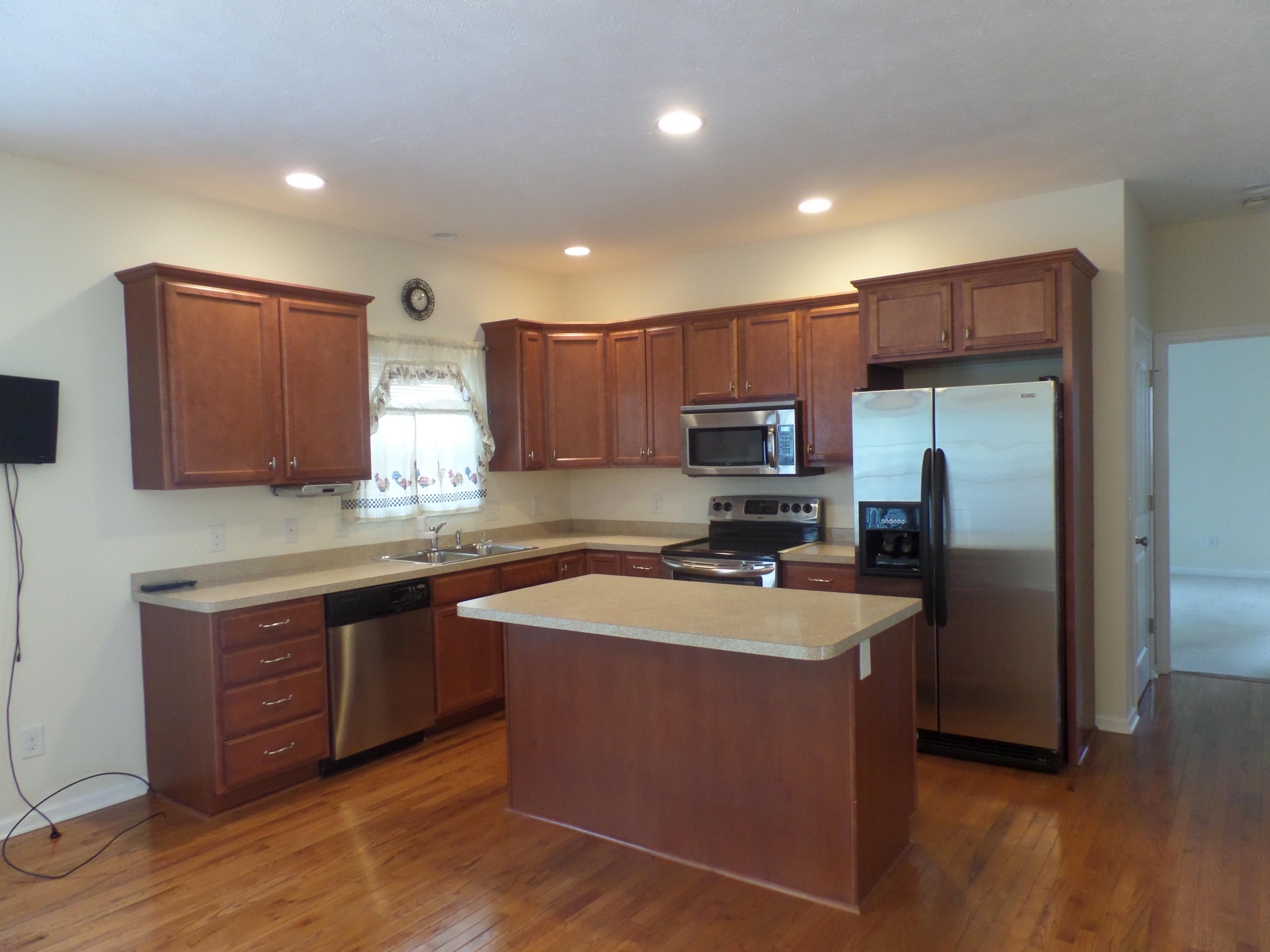 9 Remington Lane Property Photo 4