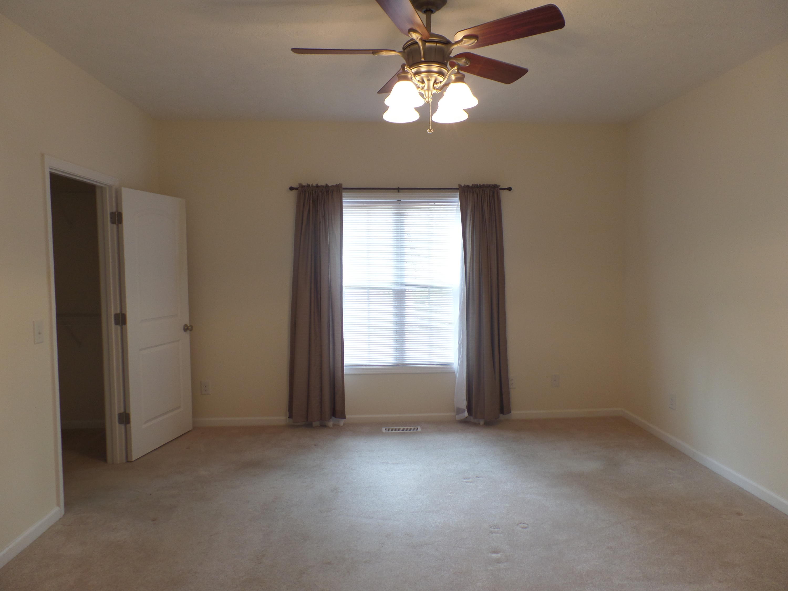 9 Remington Lane Property Photo 11