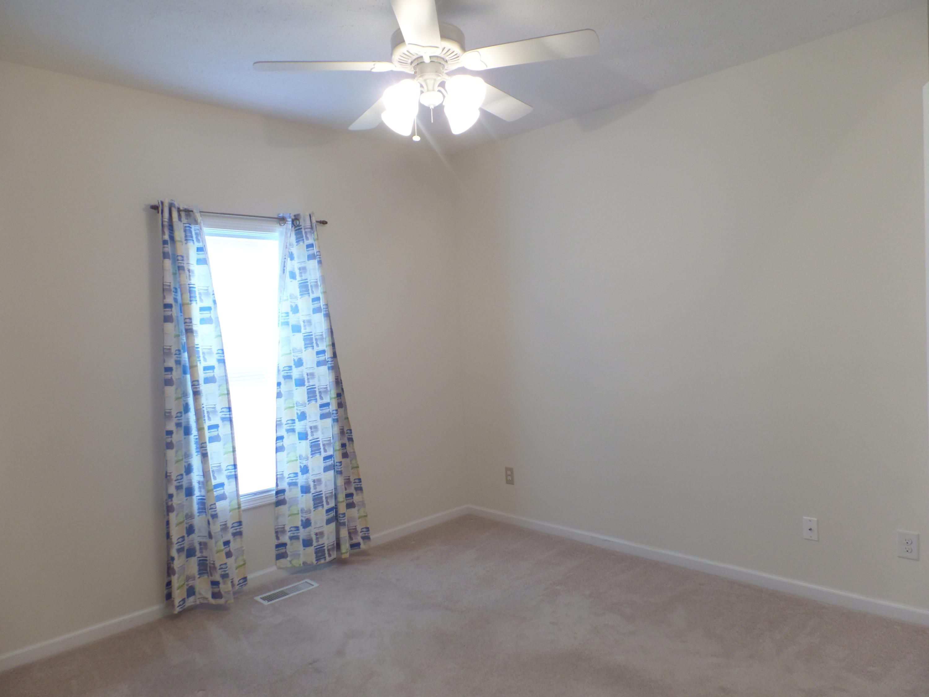 9 Remington Lane Property Photo 14