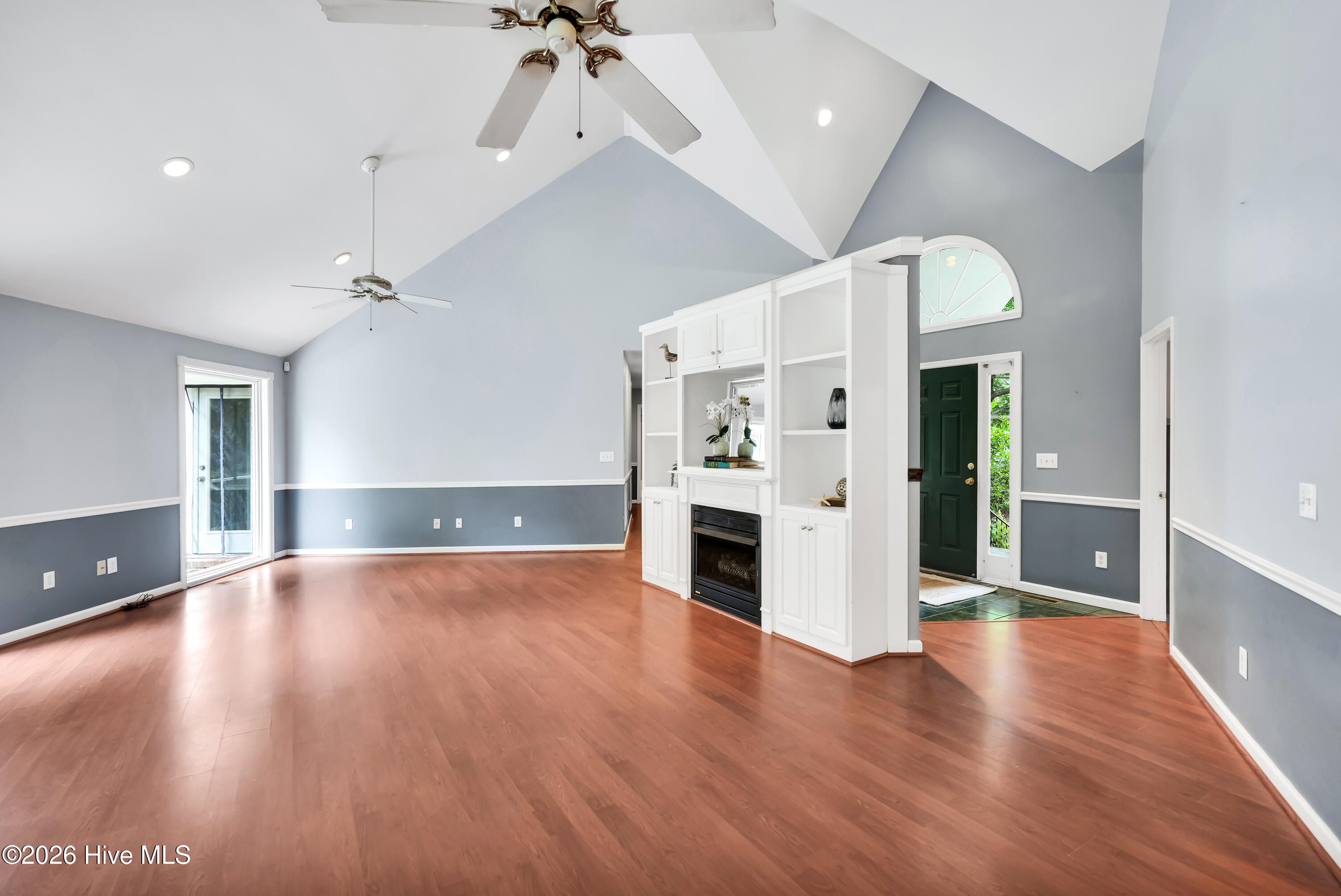 7004 Poplar Knoll Court Property Photo 6