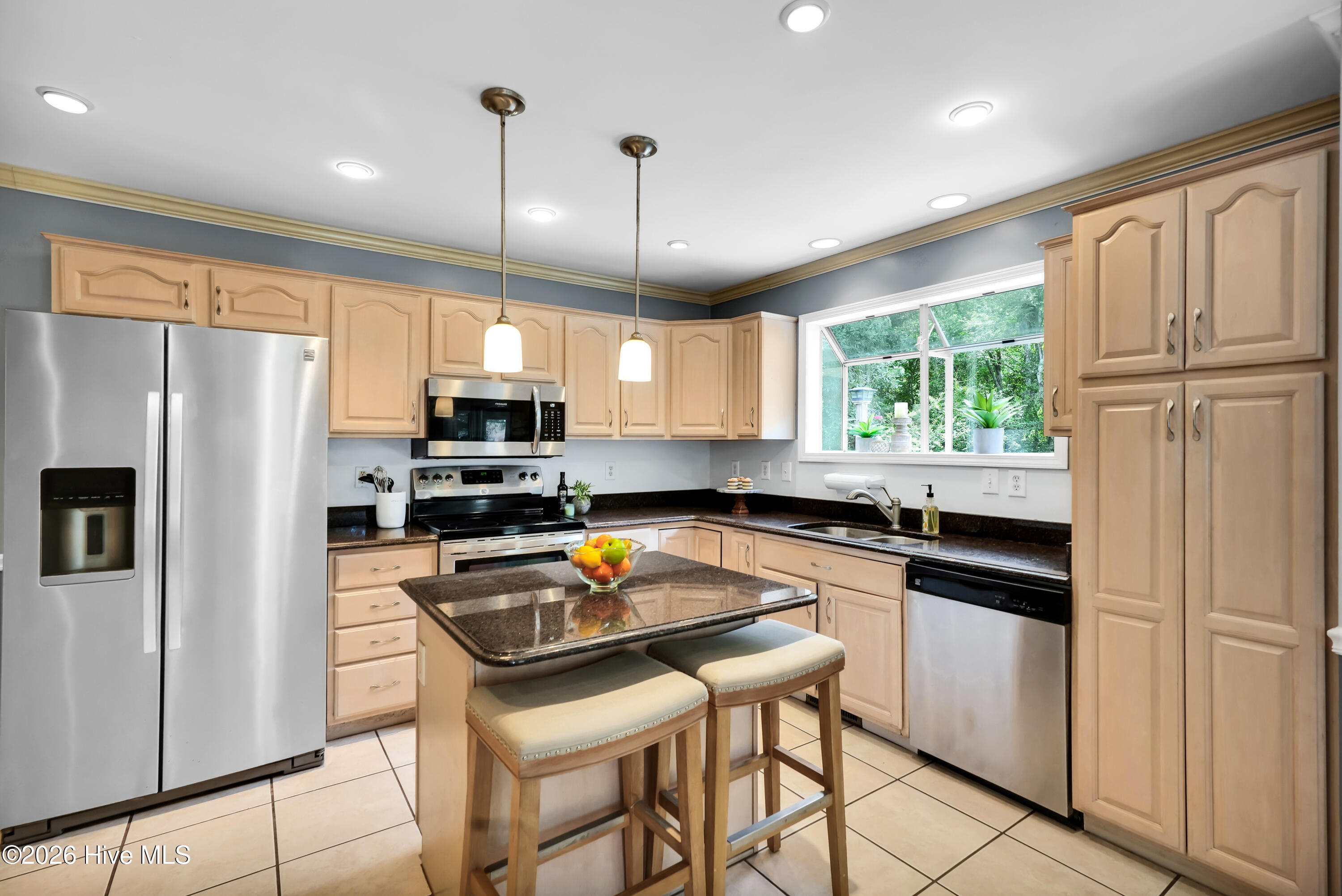 7004 Poplar Knoll Court Property Photo 11