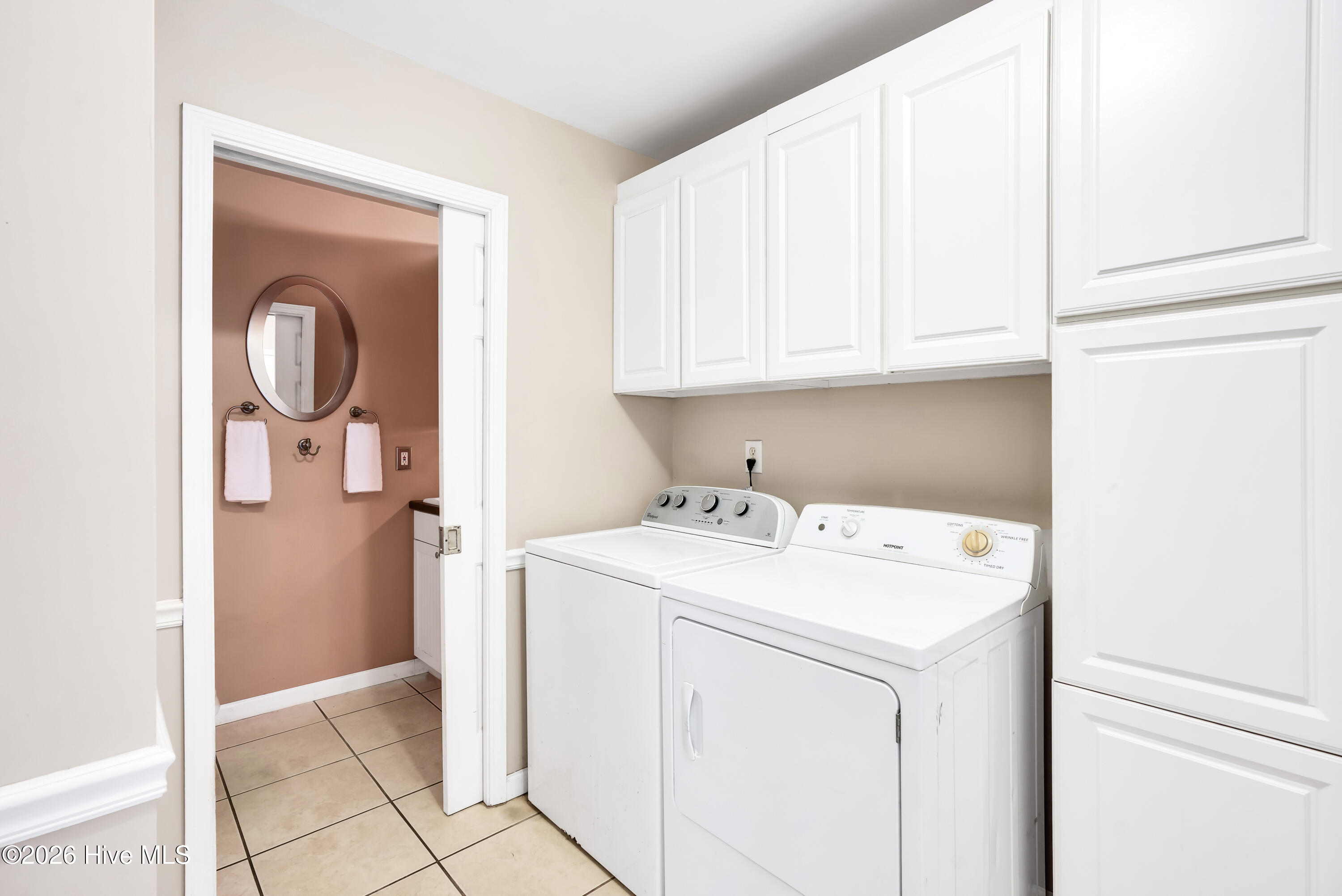 7004 Poplar Knoll Court Property Photo 15