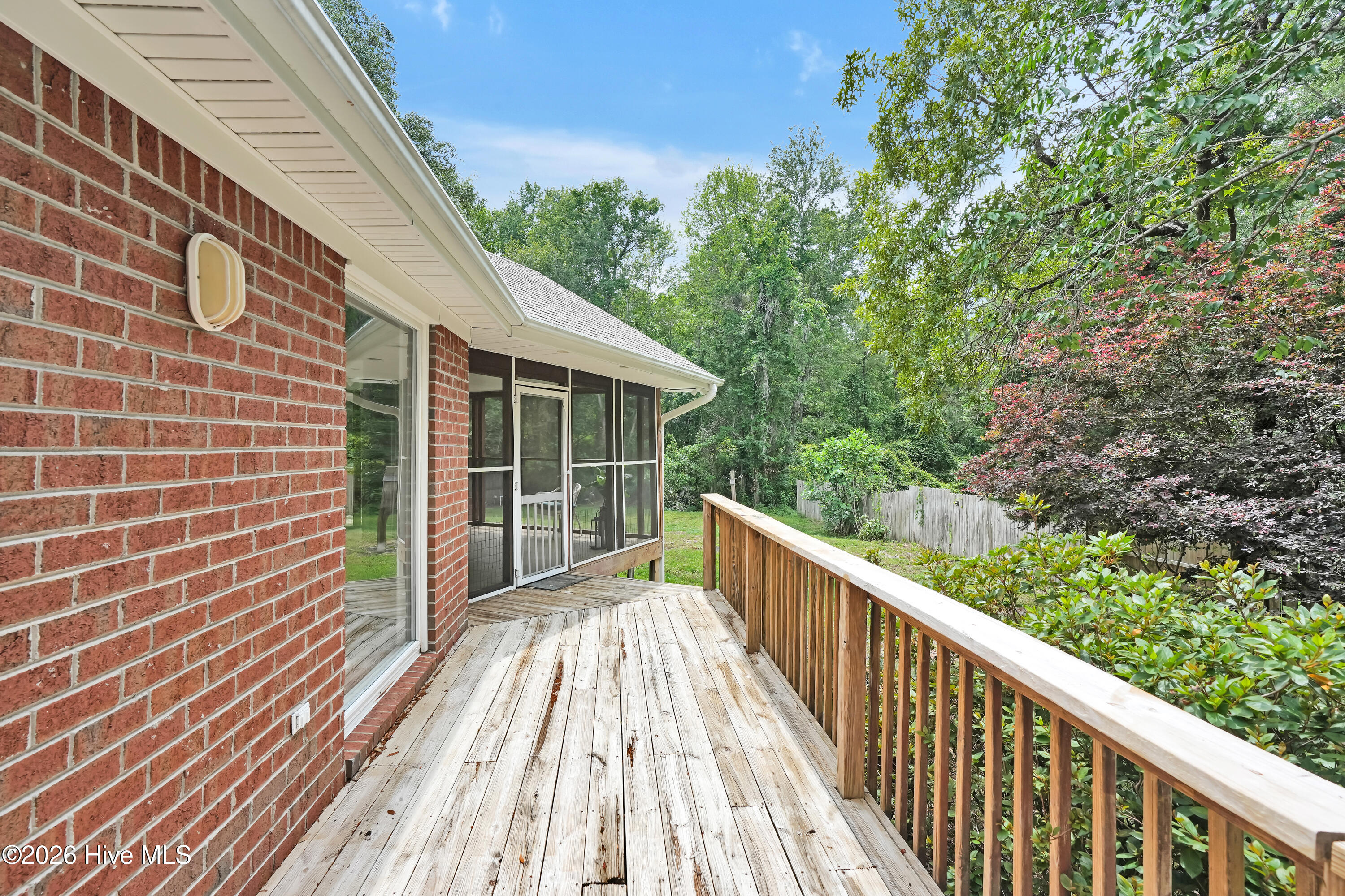 7004 Poplar Knoll Court Property Photo 32