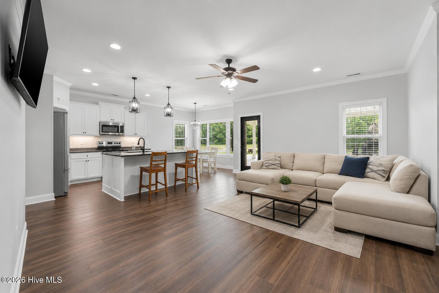 4201 Needmore Road Property Photo 7